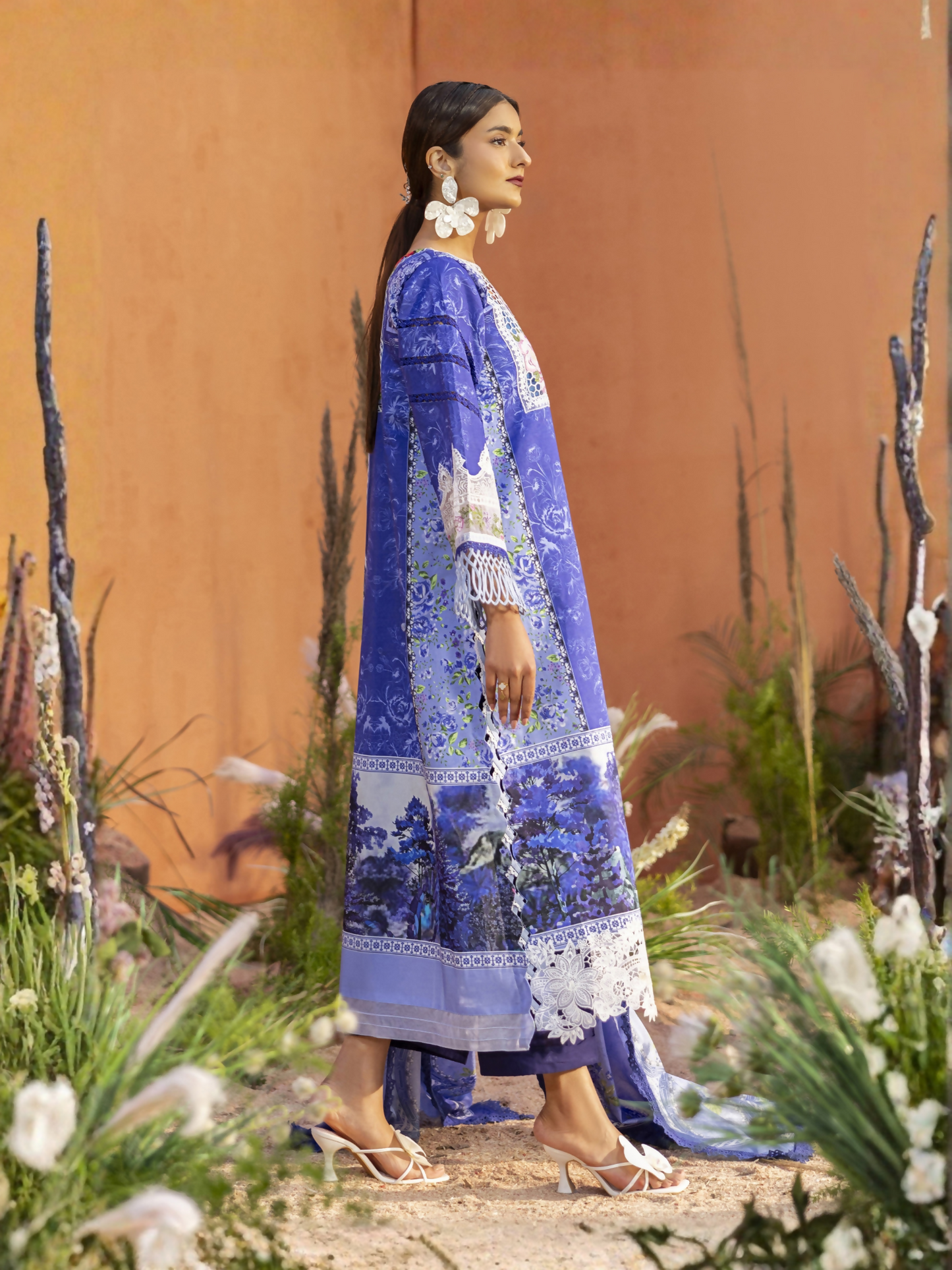 Parishay Ivy Bloom'26 Lawn Embroidered Unstitched 3-Piece Suit-IB-08