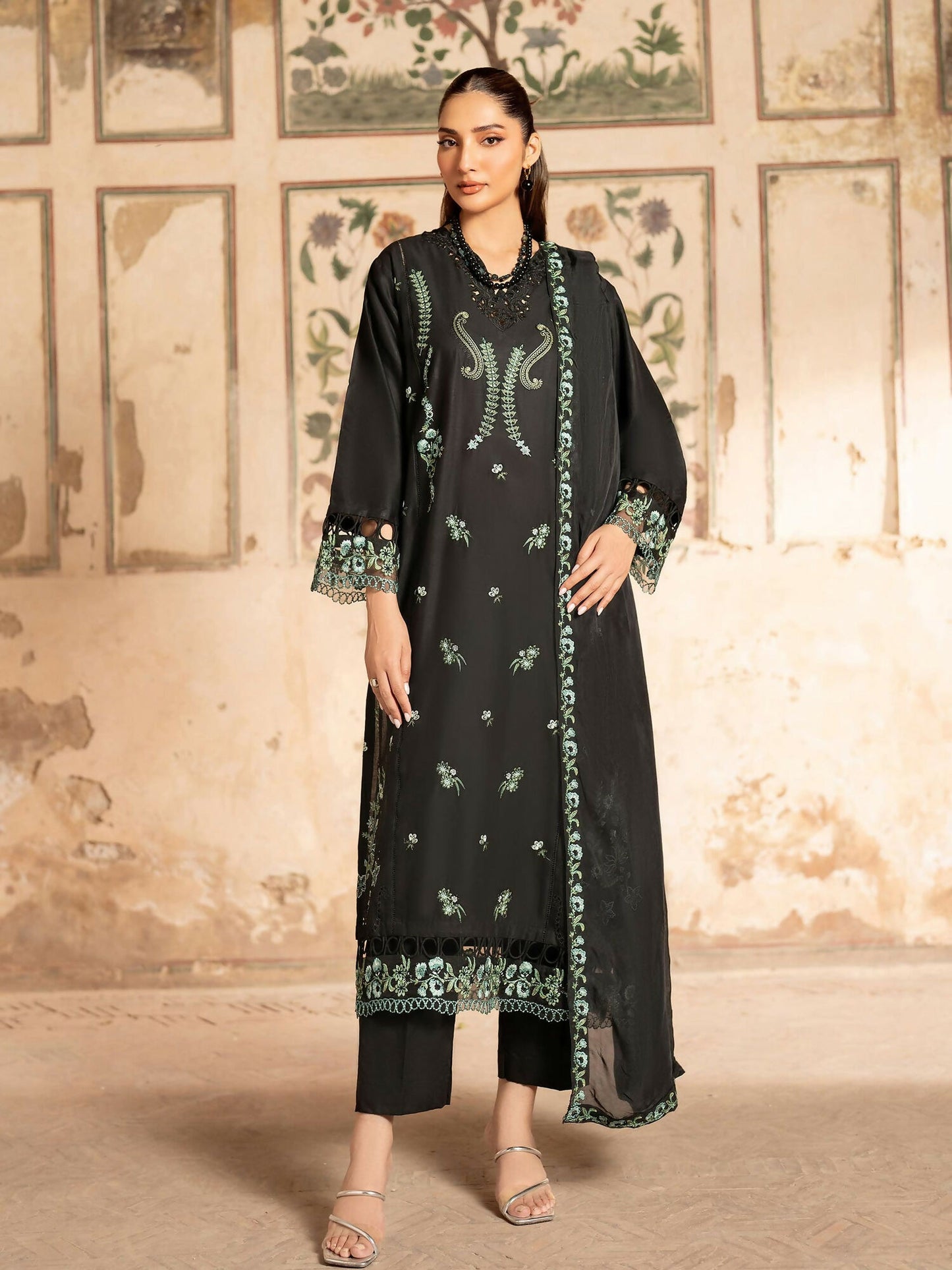Panache Apparel Rang-e-Bahar Lawn Embroidered Stitched Suit-Tehzeeb