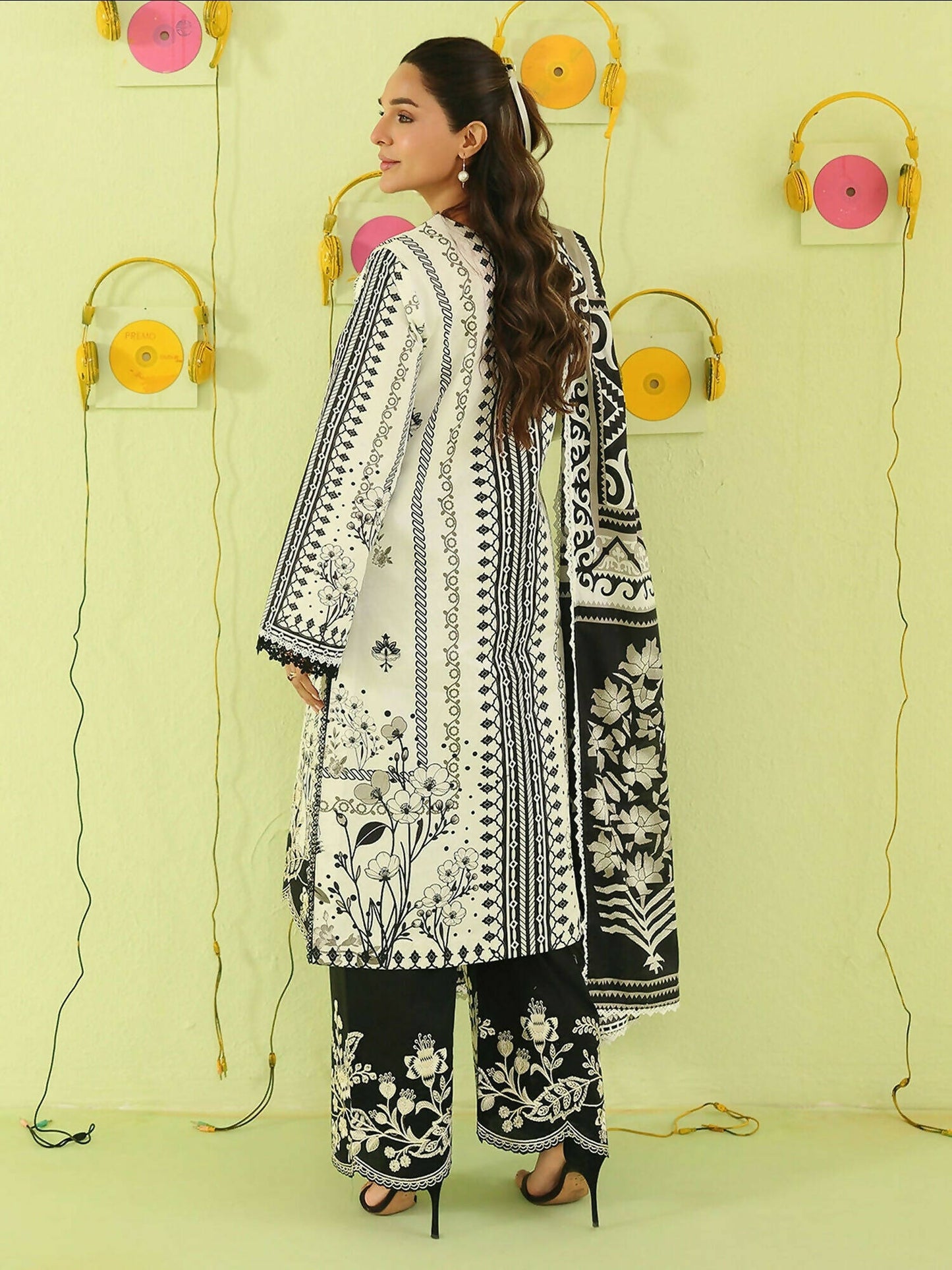 Mahnur Anaya Summer Vol 2 Lawn Embroidered Unstitched 3-Piece Suit-AN-2-10