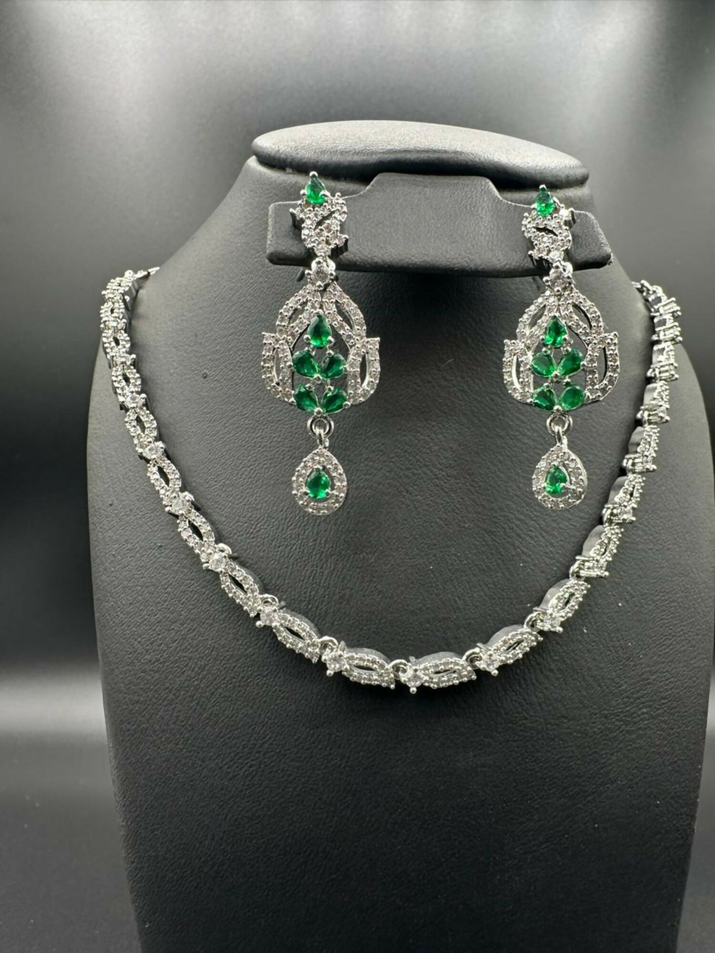 H&A Jewellery One Carat Silver Rhodium Plated Jewellery Set