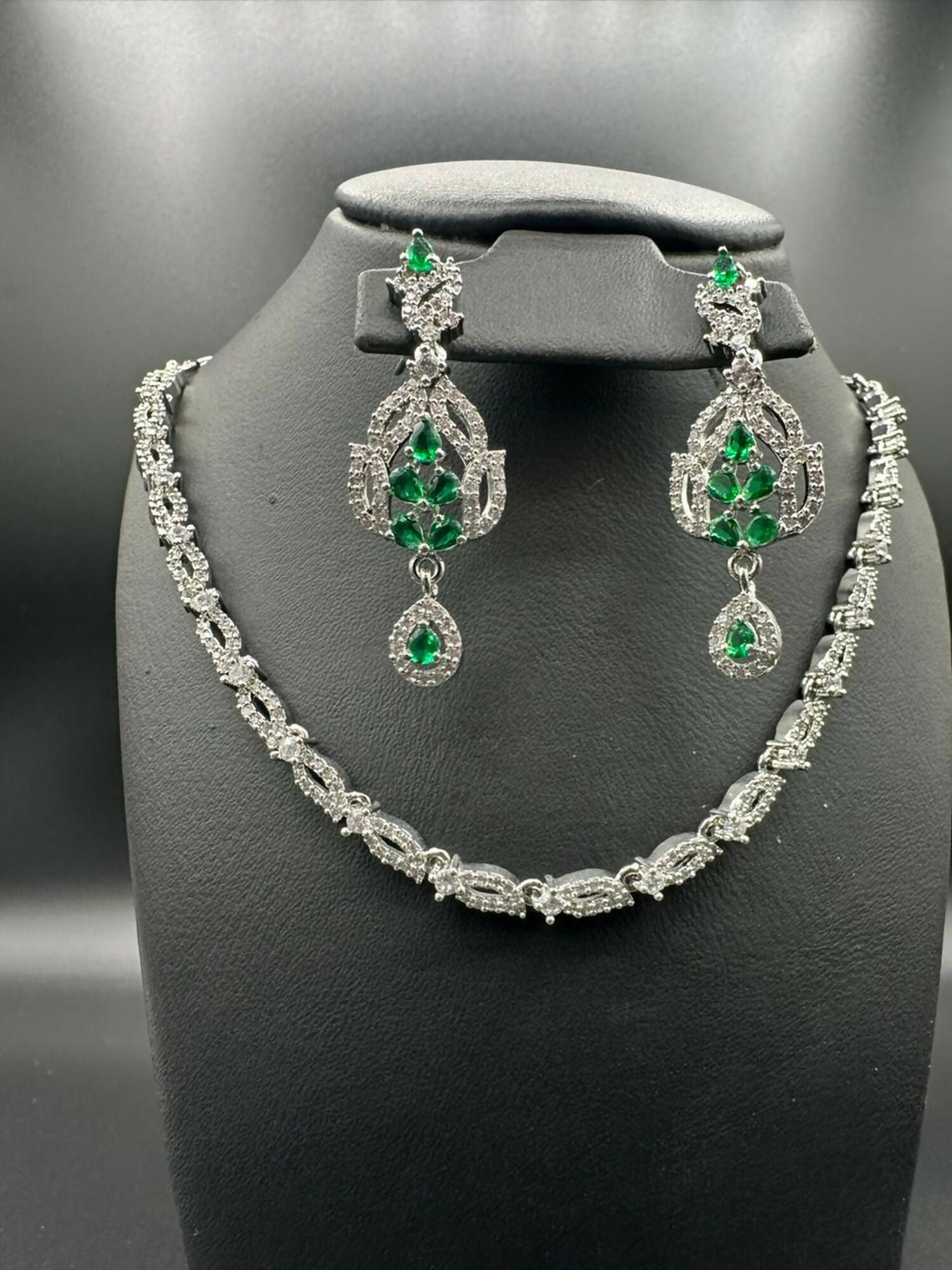 H&A Jewellery One Carat Silver Rhodium Plated Jewellery Set