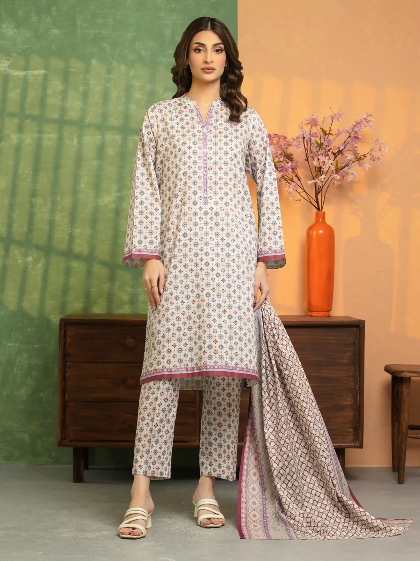 Edenrobe Allure Summer Lawn Printed Unstitched 3-Piece Suit-EWU5A1-35188