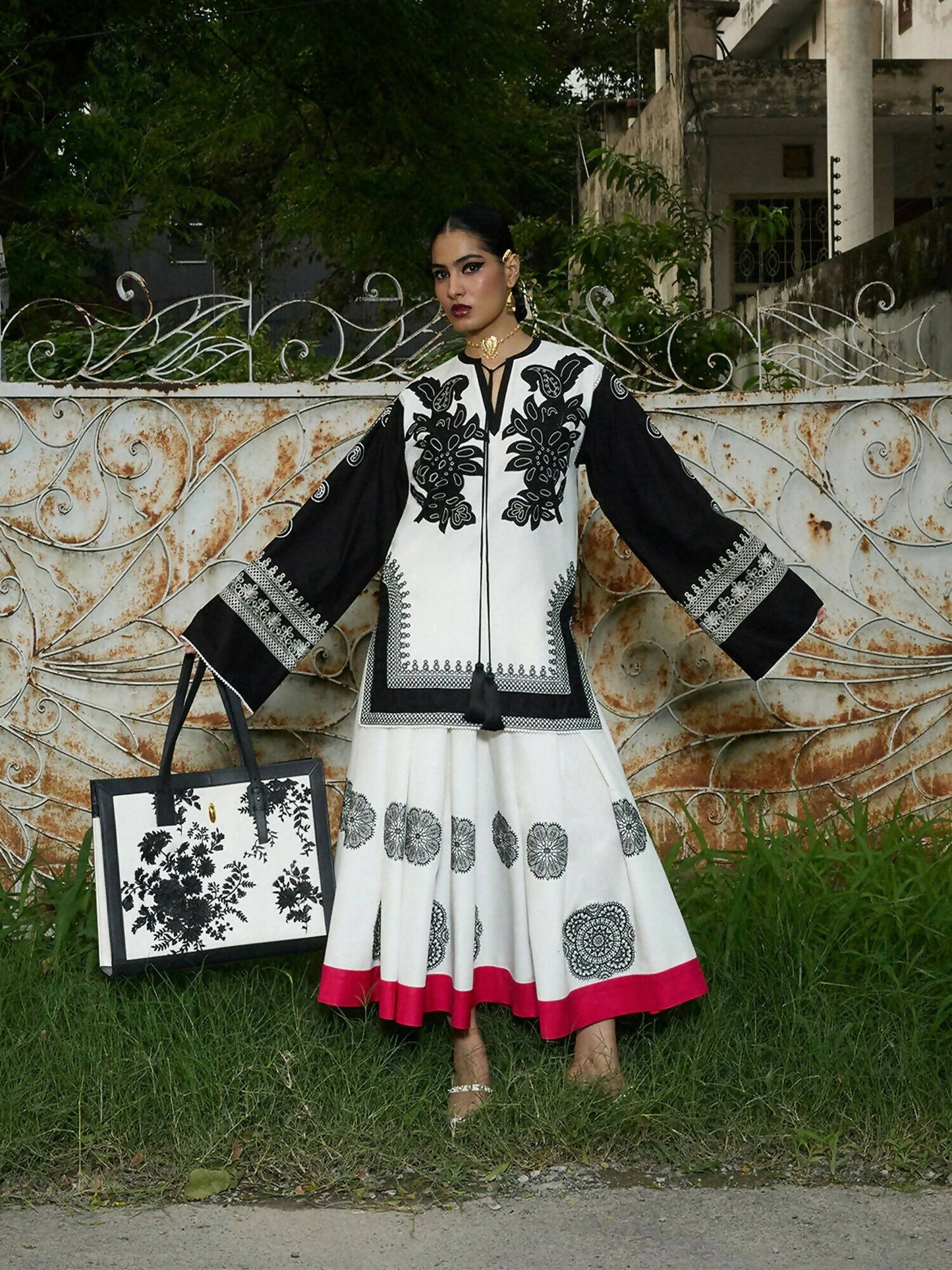 Jugnu By Hussain Rehar Mono'25 Cotton Embroidered Stitched 2-Piece Suit-Nayati