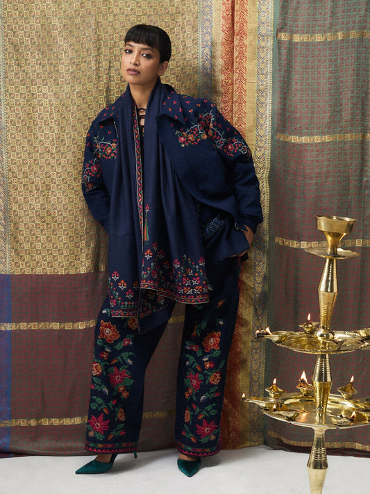 Jugnu by Hussain Rehar Khaddar Pret’26 Wool Embroidered Scarf-Bahareh