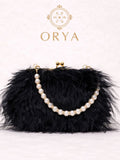 Black Orya's Fur Clutch