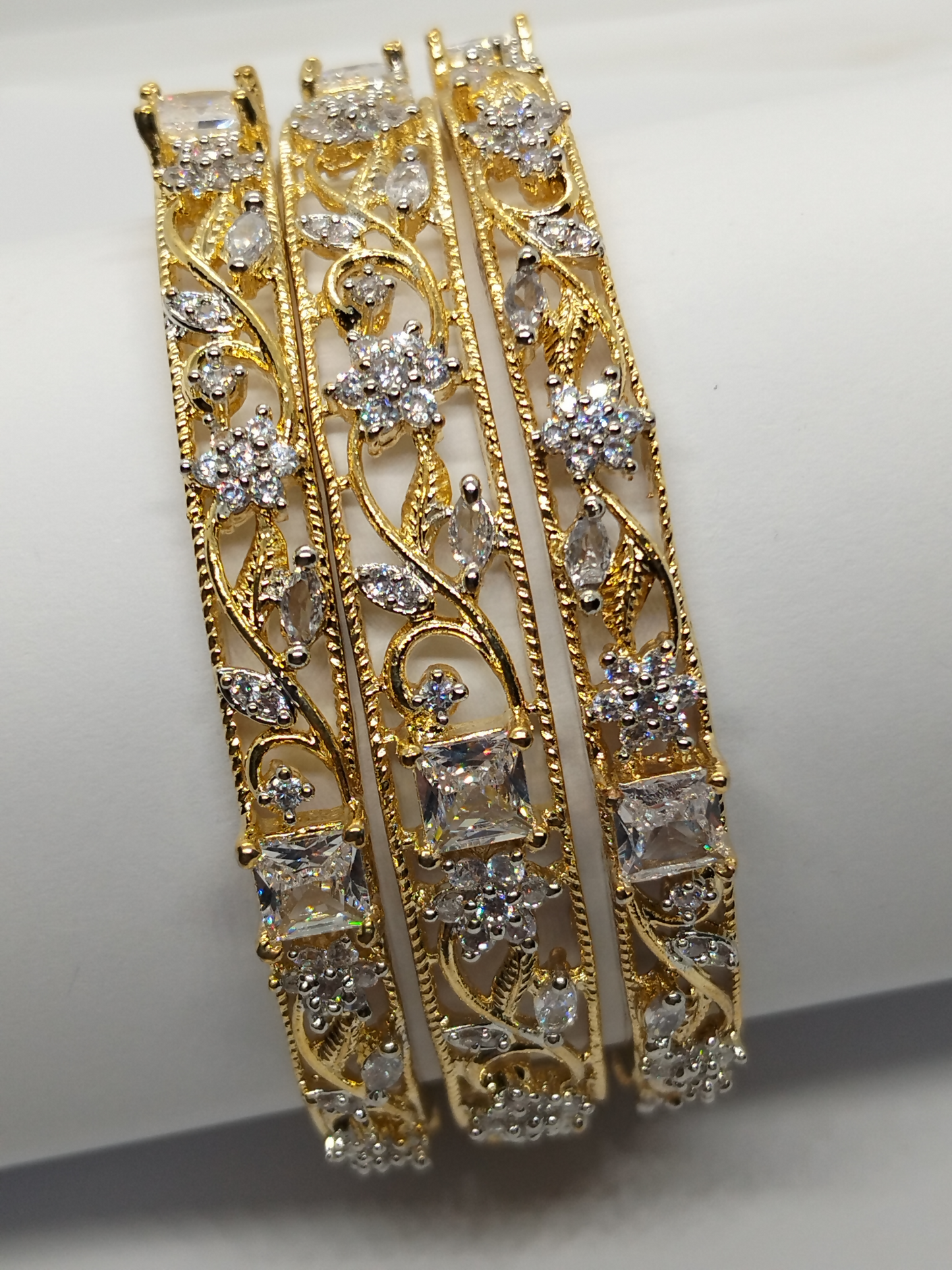 H&A Jewellery One Carat Silver Rhodium Plated Karay