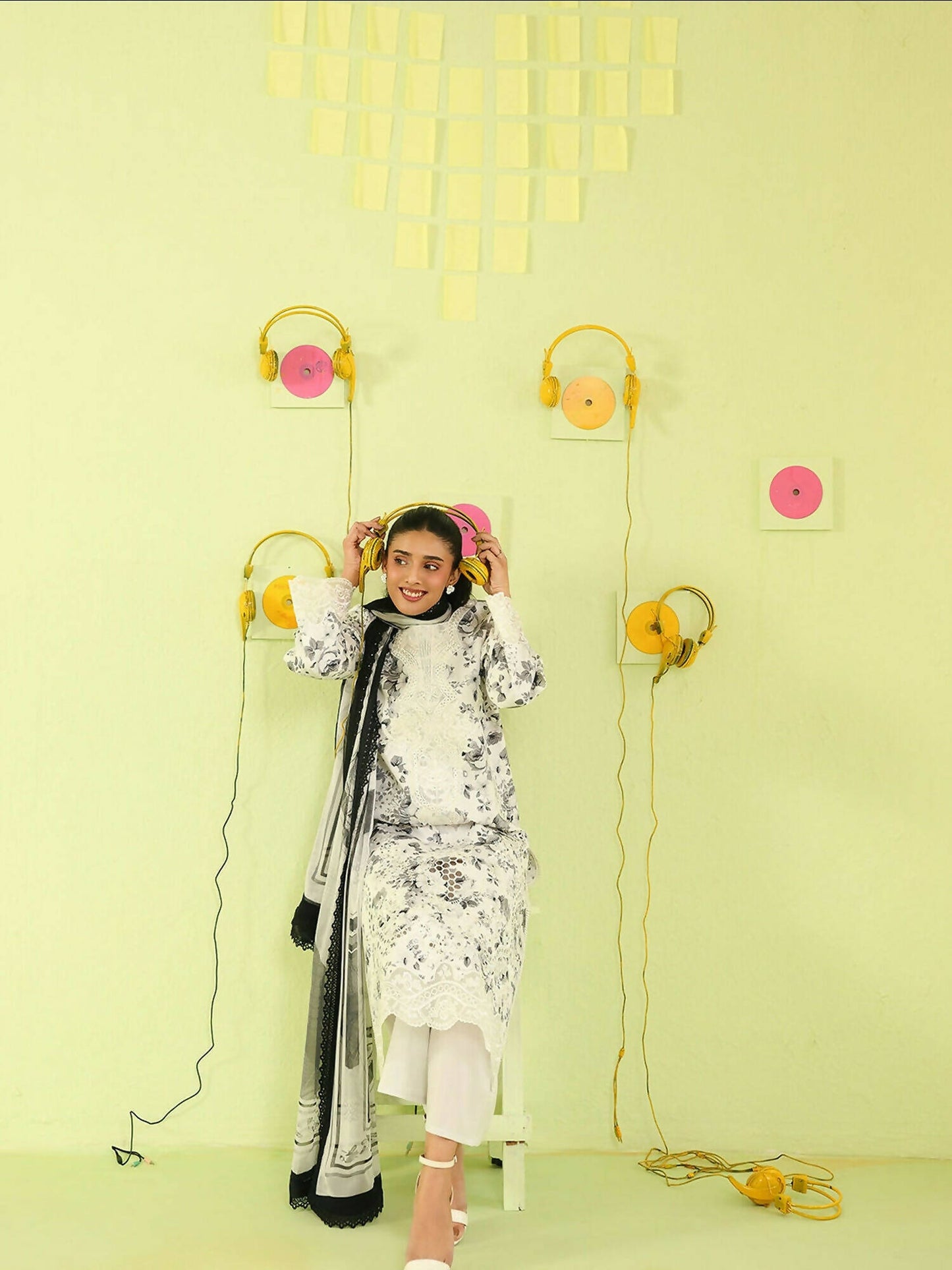 Mahnur Anaya Summer Vol 2 Lawn Embroidered Unstitched 3-Piece Suit-AN-2-08