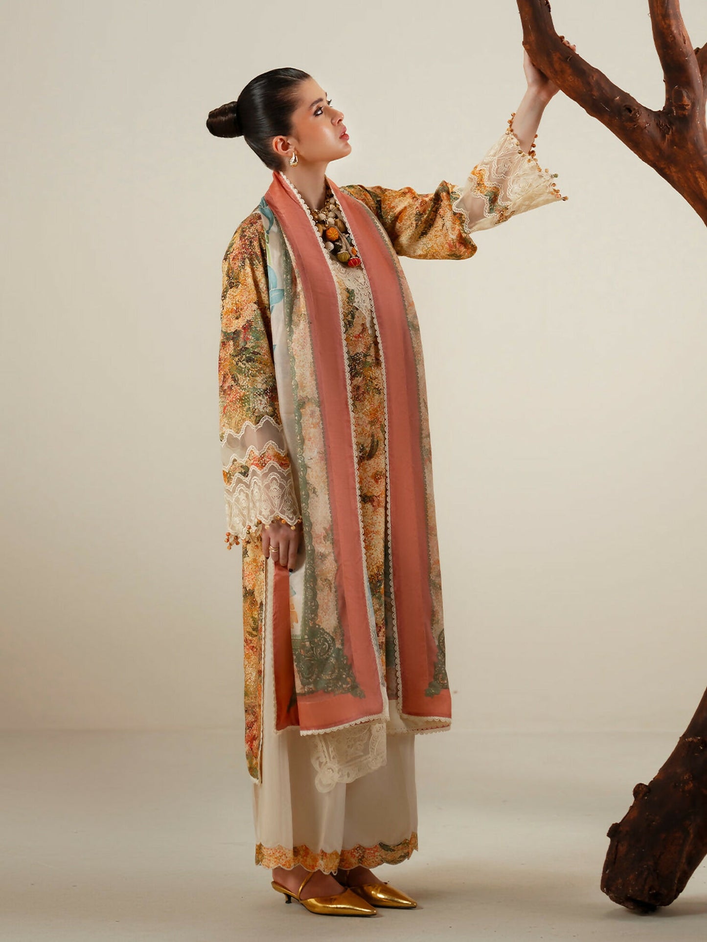 Binilyas Eres Bonita Viscose Embroidered Stitched 3-Piece Suit-1104-A