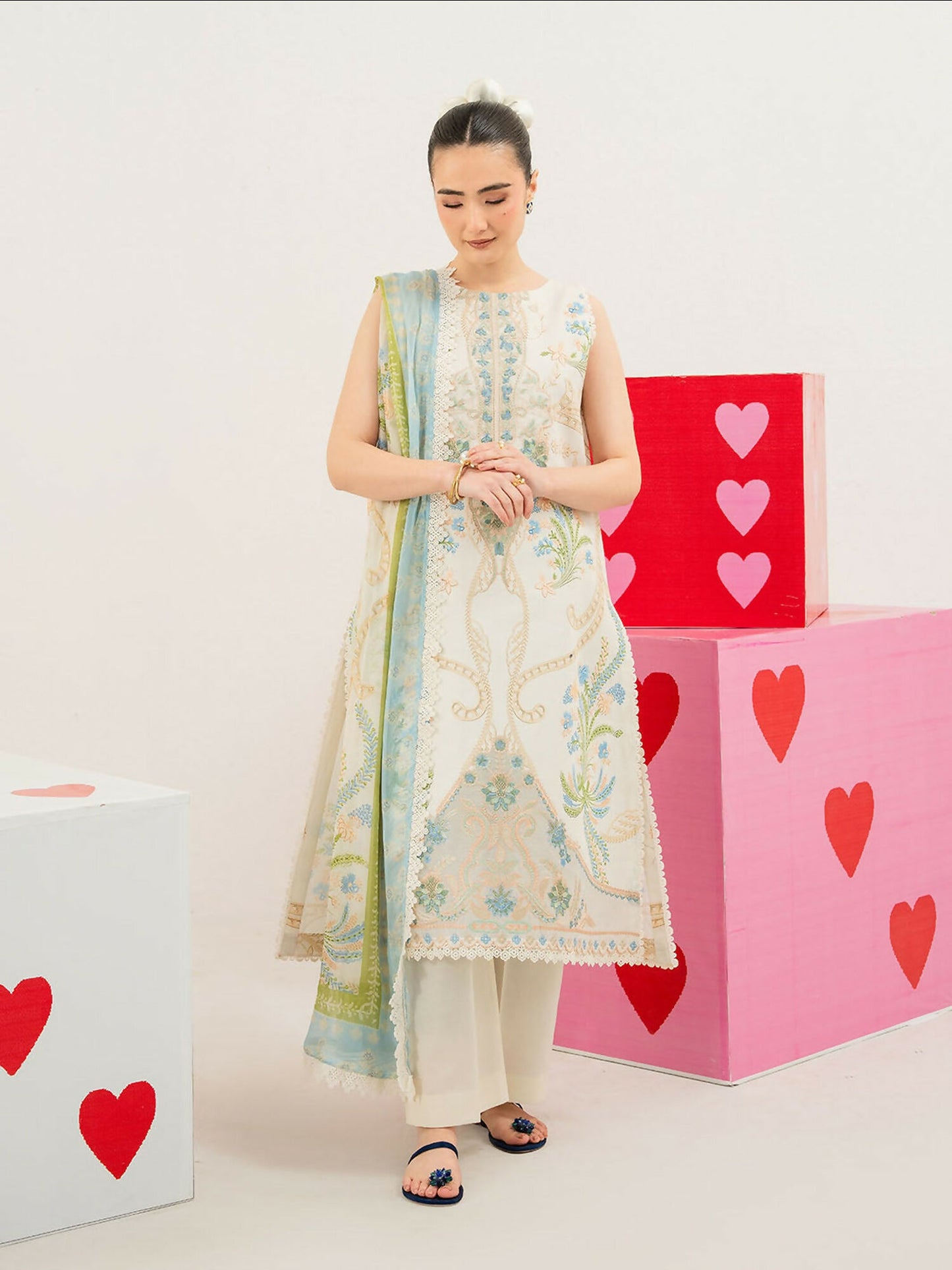 Mahnur Anaya Lawn Vol-1 Embroidered Stitched 3-Piece Suit-ANA-010