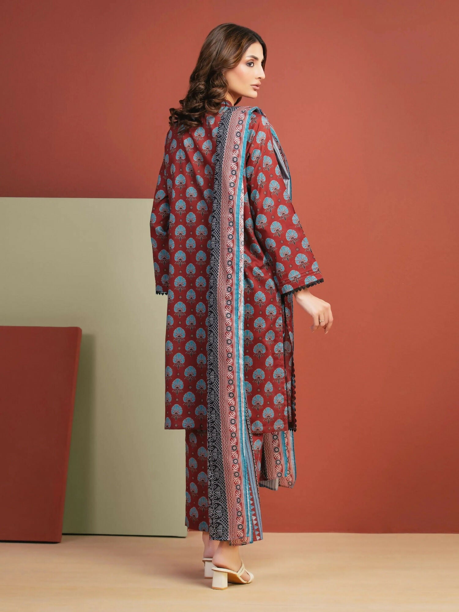 Edenrobe Allure Summer Lawn Printed Unstitched 3-Piece Suit-EWU5A1-35282