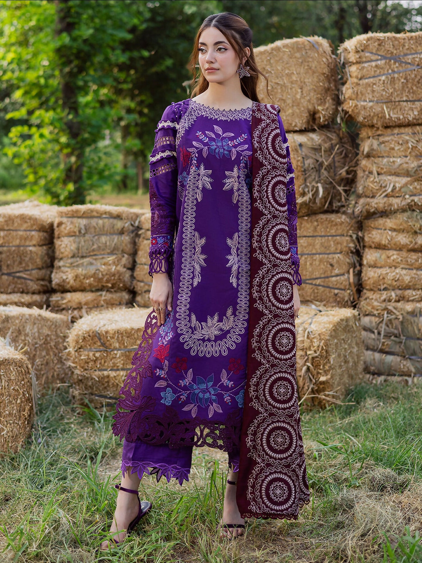 Parishay Winterwood Tales Khaddar Embroidered Unstitched 3-Piece Suit- WW - 11