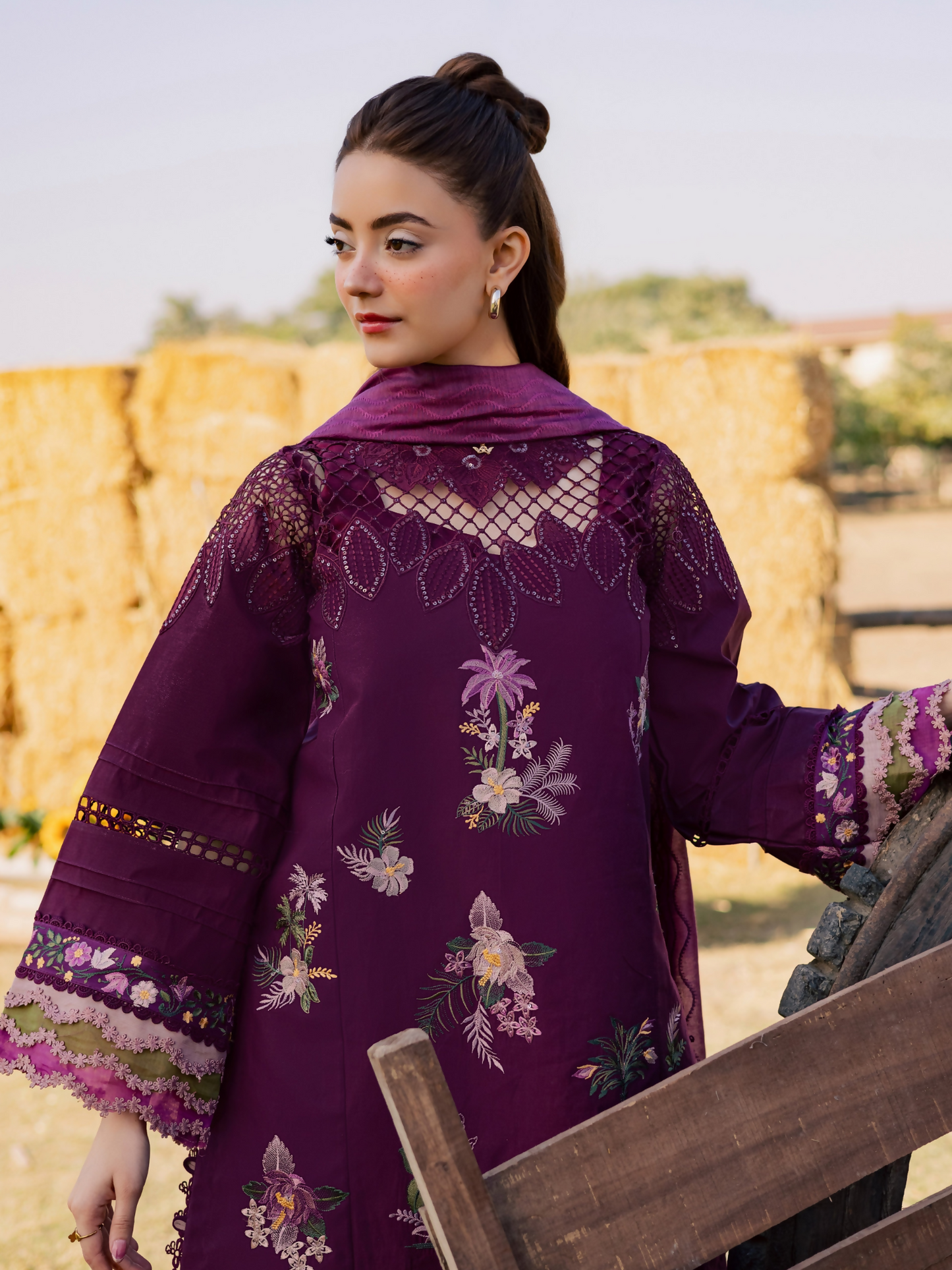 Parishay Summer Queen Vol 2 Lawn Embroidered Unstitched 3-Piece Suit-SQU-04