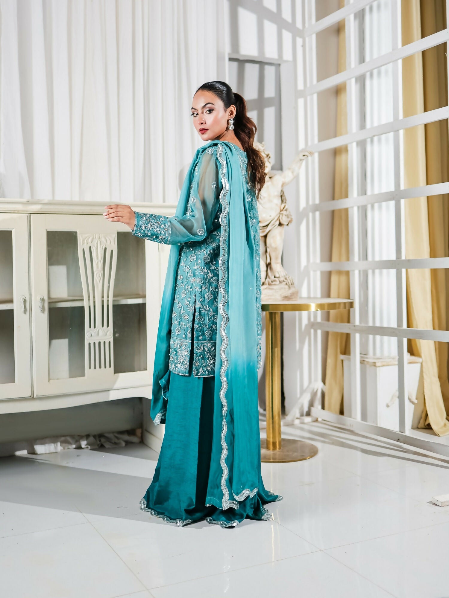 Farooq Hameed Studio Pariza Lux Festive'25 Organza Embroidered Stitched 3-Piece Suit-Jeseria