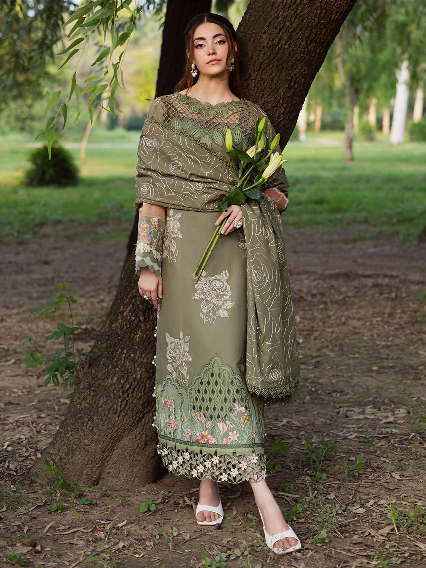 Parishay Winterwood Tales Khaddar Embroidered Unstitched 3-Piece Suit- WW - 13