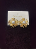 Fashion Hub by Noor Bilal – Golden Flower Studs