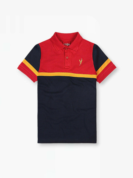 Boy’s premium piqué half sleeve polo shirt in a breathable fabric with a neat collar—ideal for summer adventures.