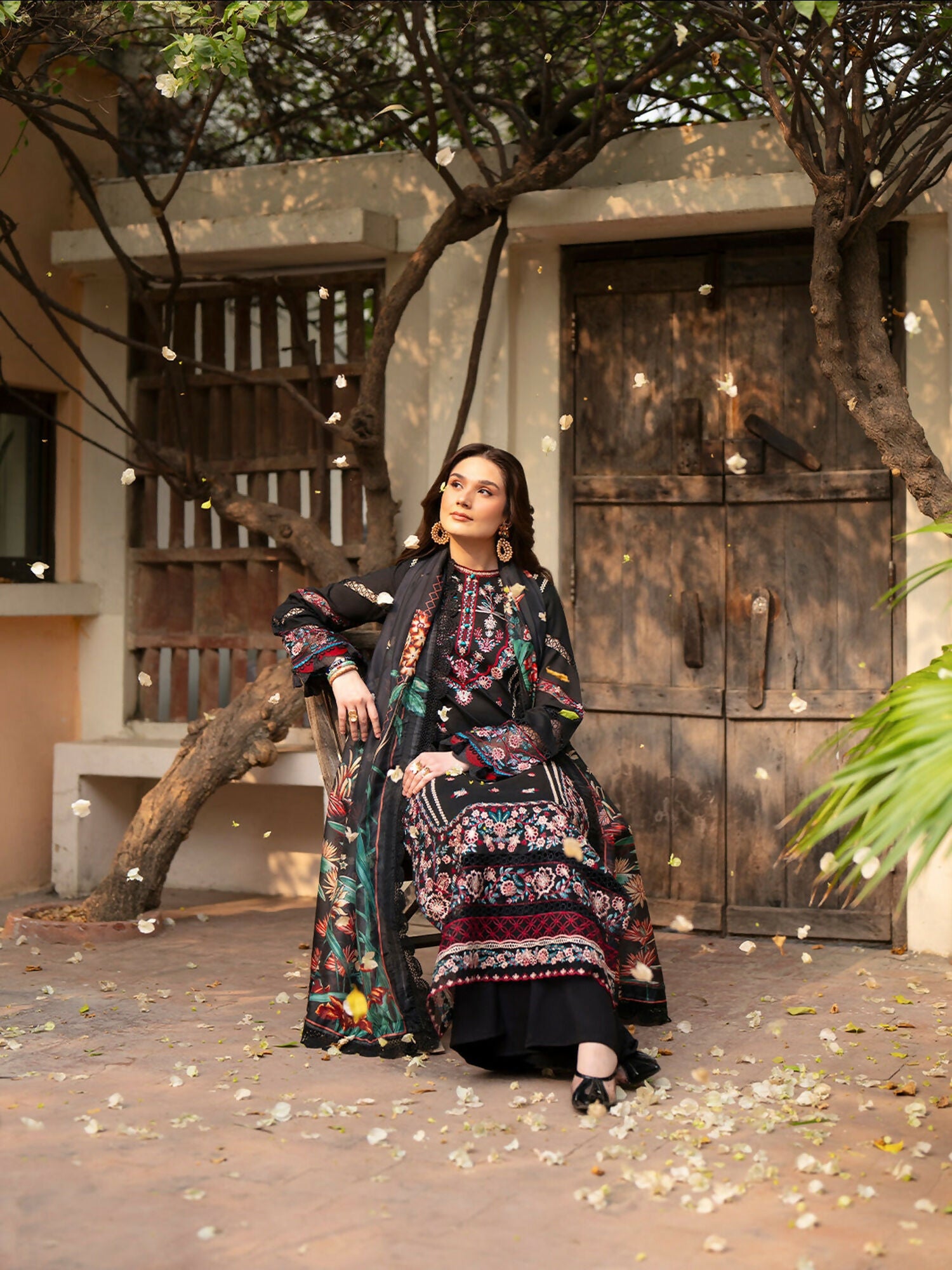 Mahnur Angan Lawn'26 Embroidered Unstitched 3-Piece Suit-AN-007