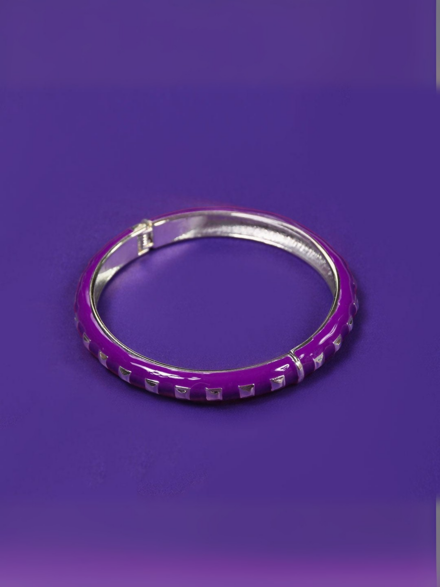 Mini Box design Clutch Bangle (7)