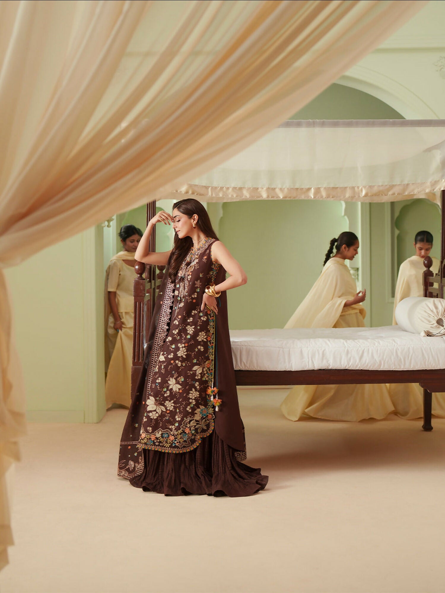 Binilyas Mashriq Luxury Lawn'26 Embroidered Unstitched 3-Piece Suit-D-117-B