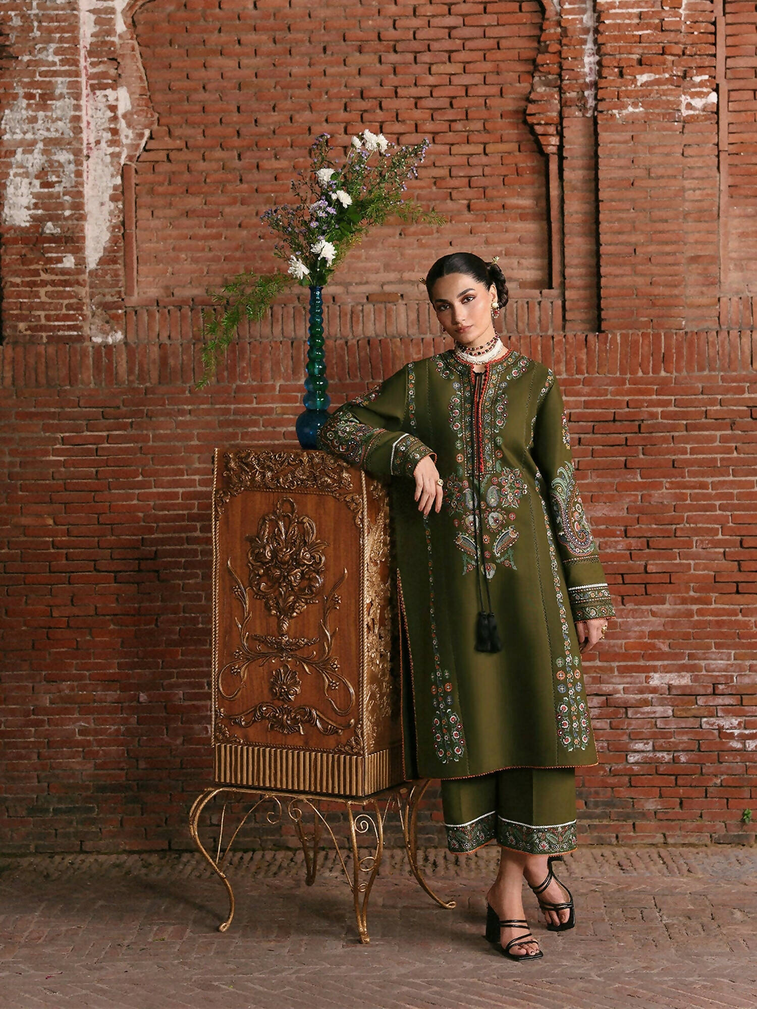 Jugnu By Hussain Rehar Khaddar'25 Embroidered Unstitched 3-Piece Suit-Soni