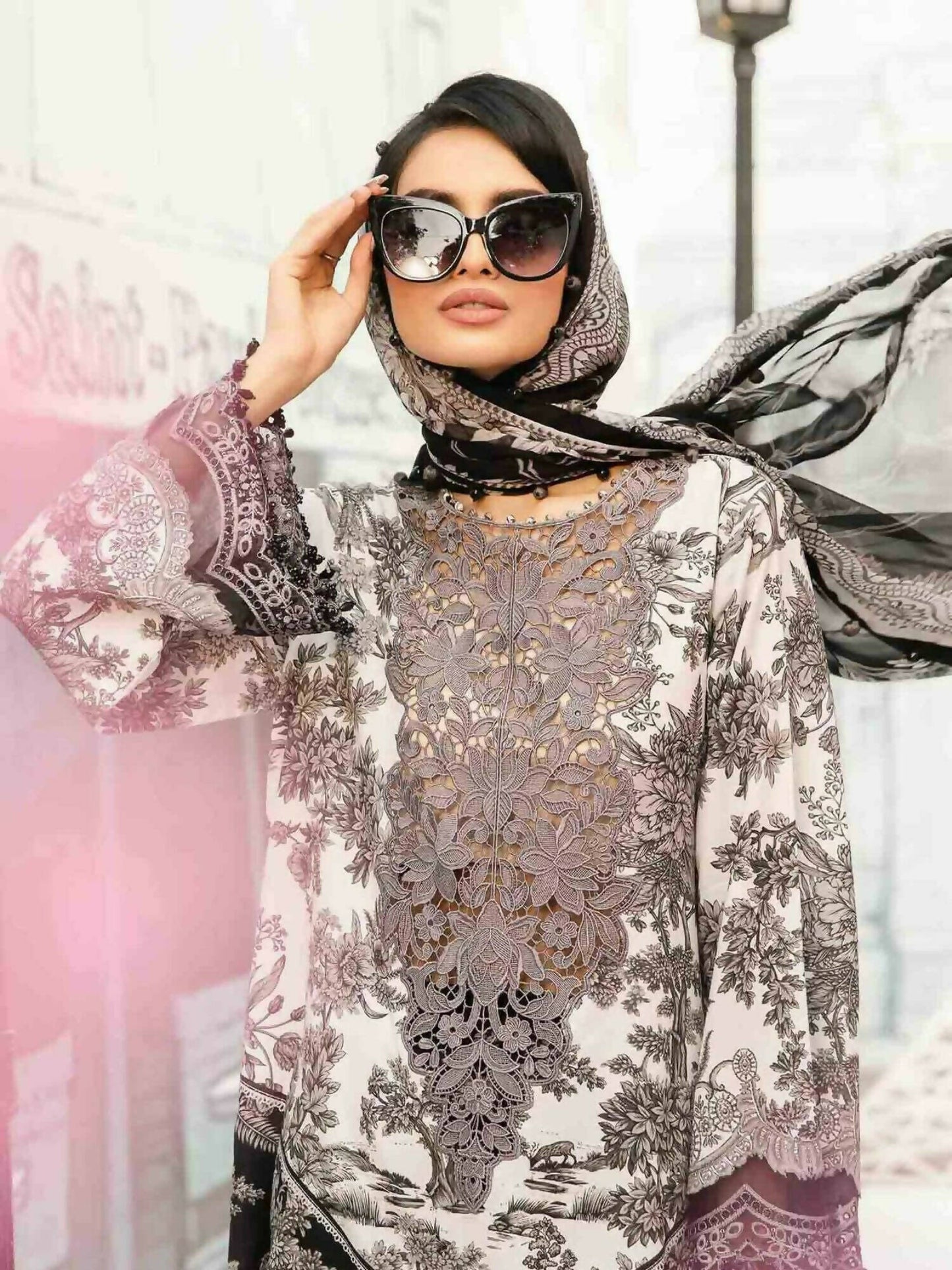 Maria B Lawn Embroidered Unstitched-3-Piece-Suit-MPT-2608-B