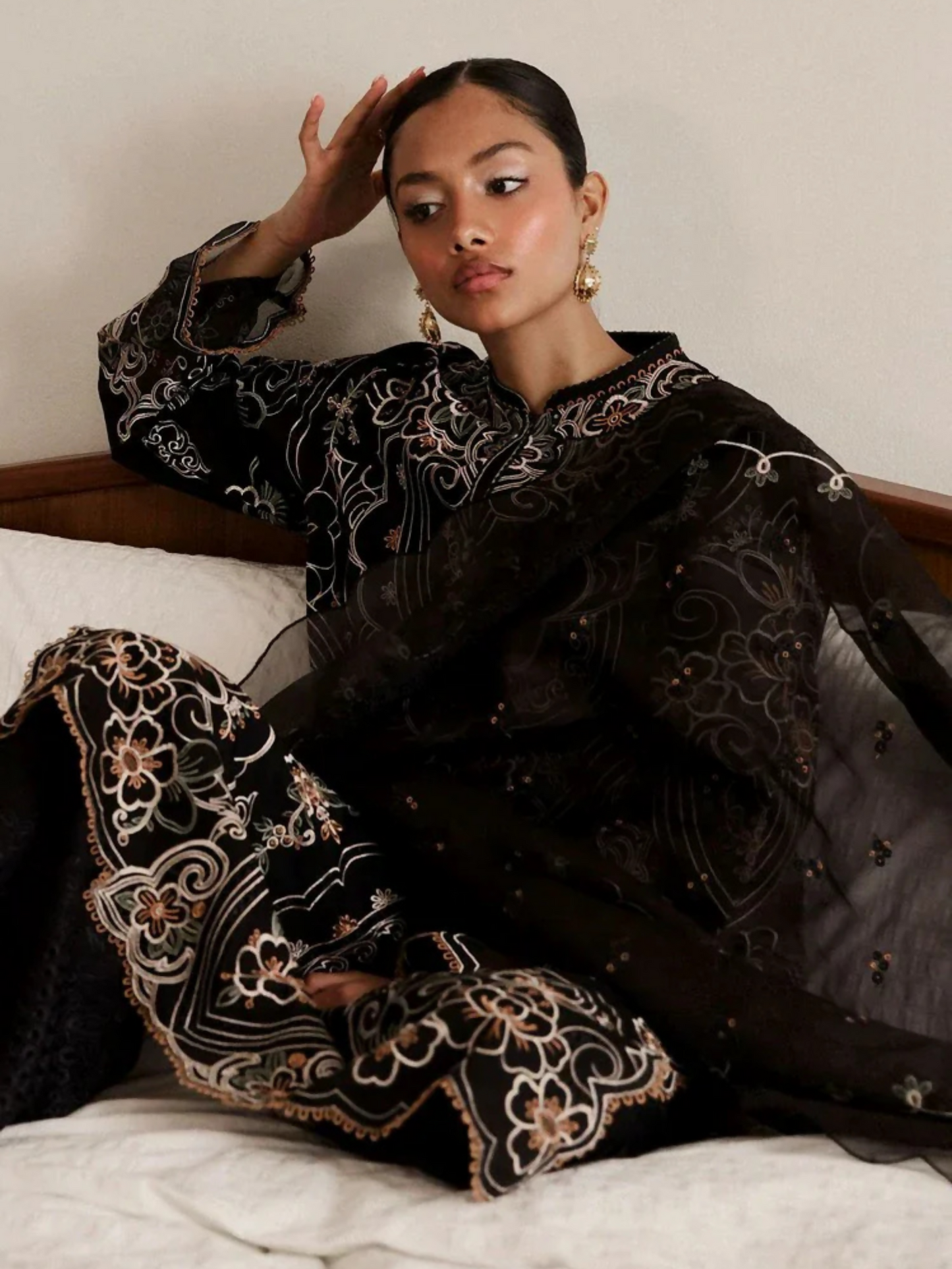 Zara Shahjahan Satori Lawn Embroidered Unstitched 3-Piece Suit-Shizumi-4A