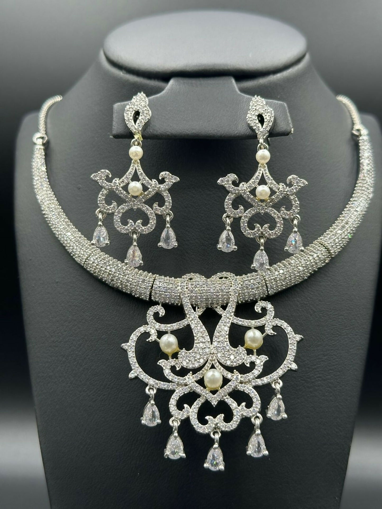 H&A Jewellery One Carat Silver Rhodium Plated Jewellery Set