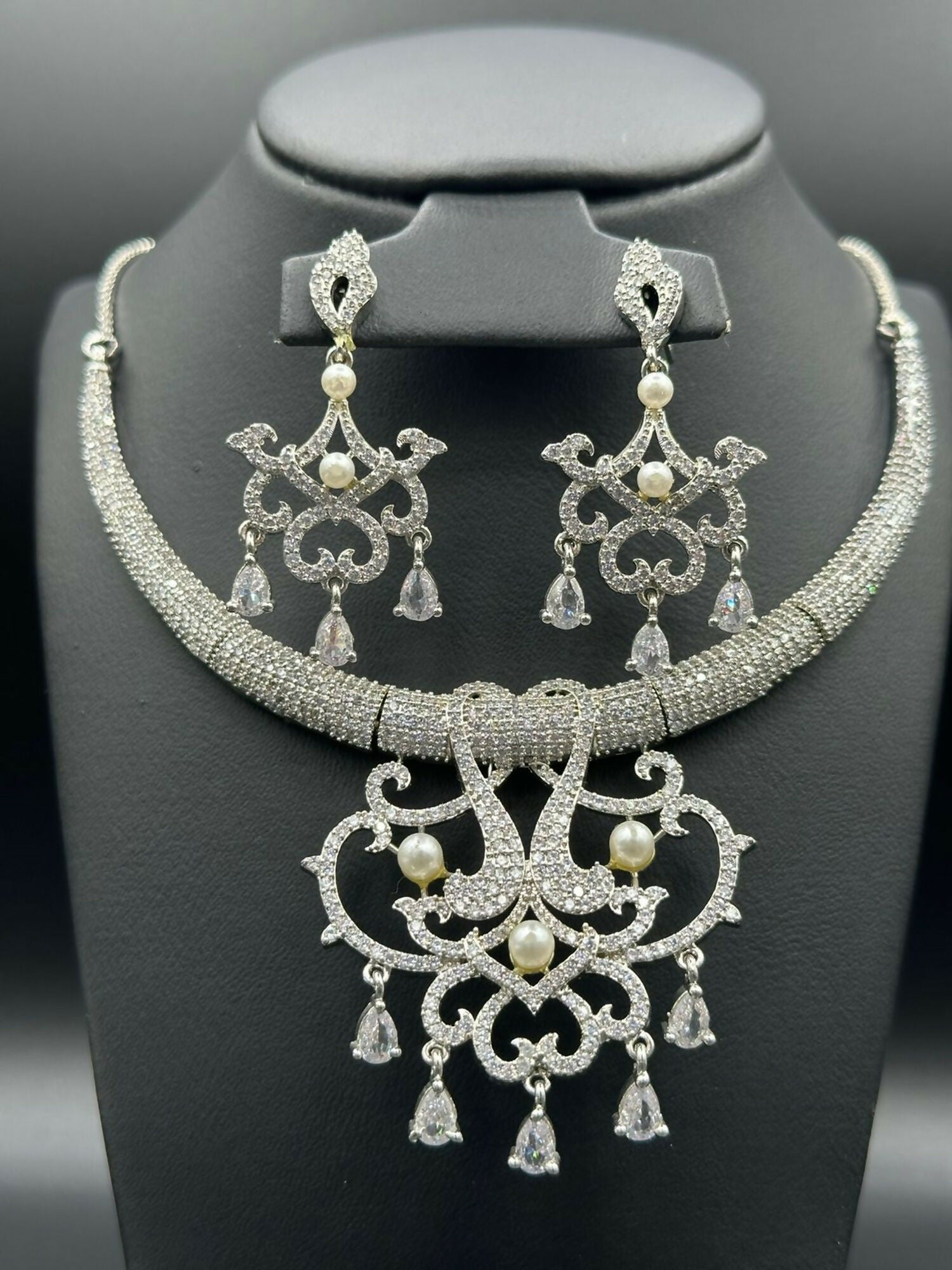 H&A Jewellery One Carat Silver Rhodium Plated Jewellery Set