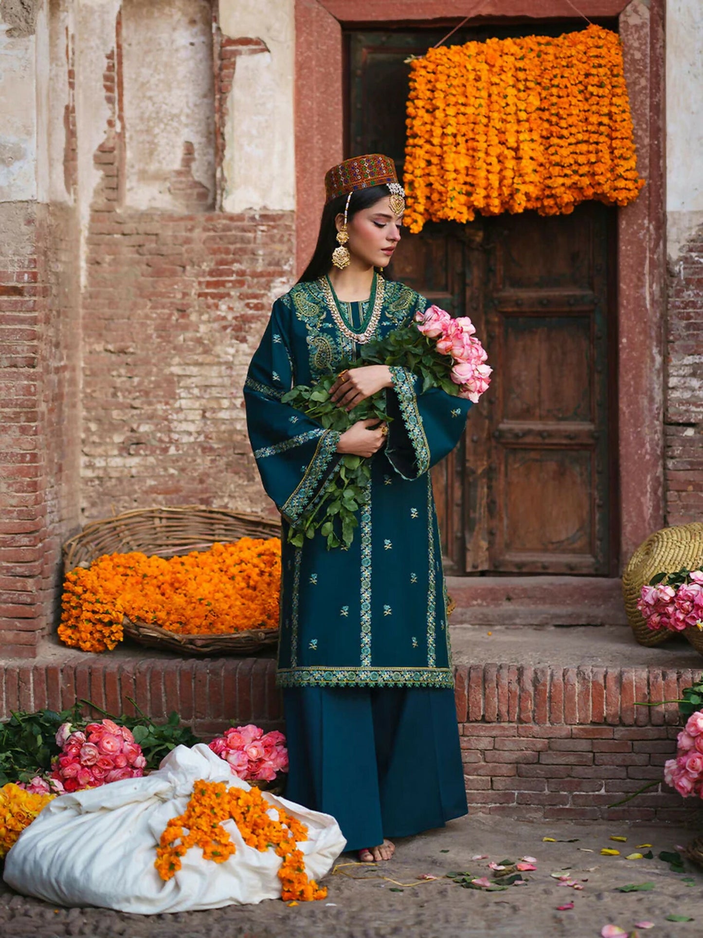 Mahnur Gul Luxury Lawn'26 Embroidered Unstitched 3-Piece Suit-G-002