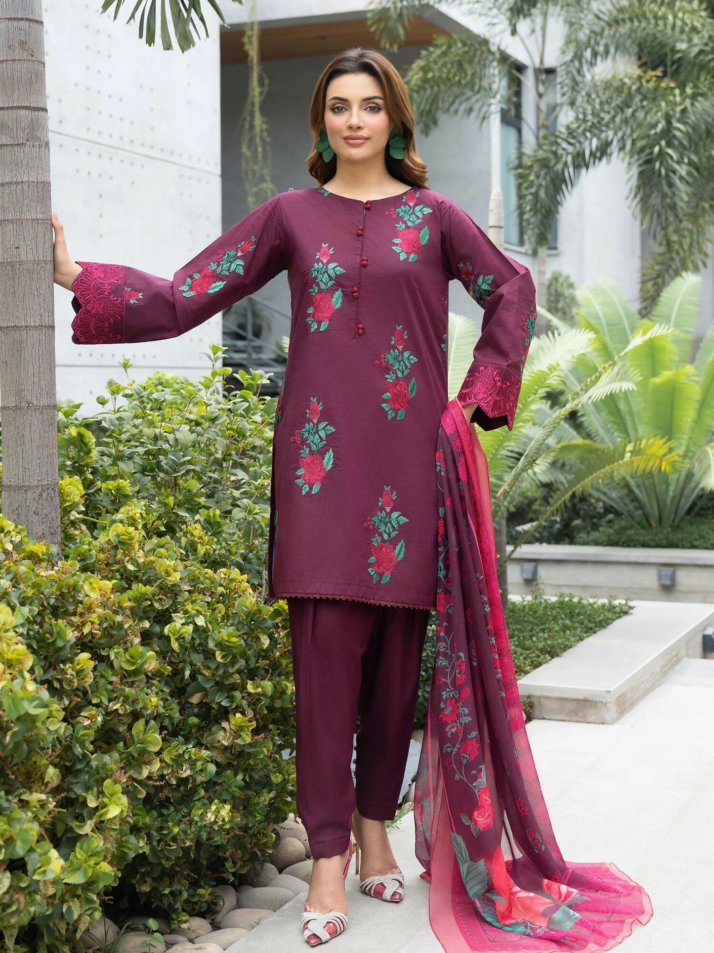 Panache Apparel Cotton Lawn Embroidered Stitched Suit-Iznik