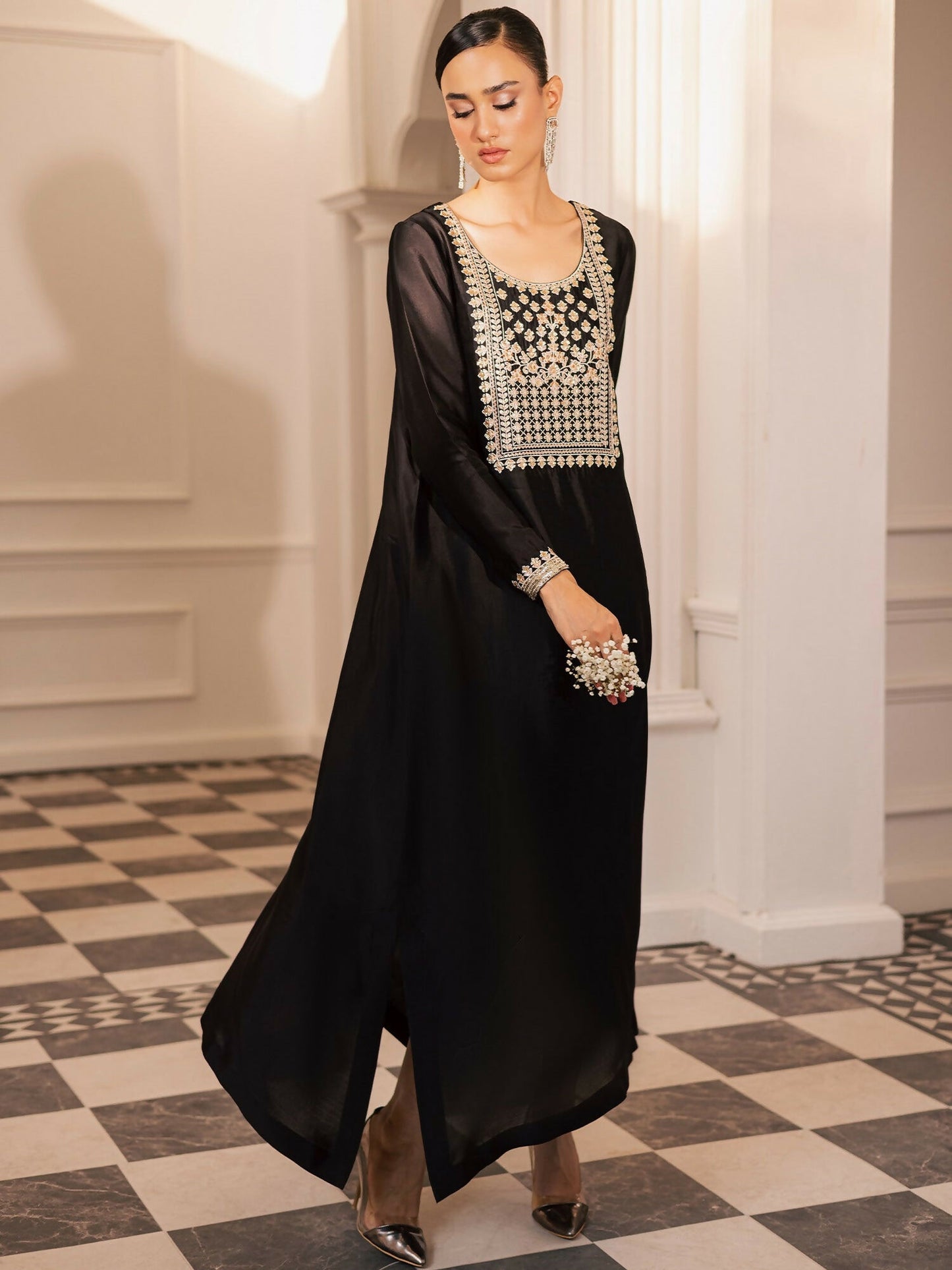 Allure By IH Be-My-Guest Thai Silk Embroidered kaftan Set-Espresso