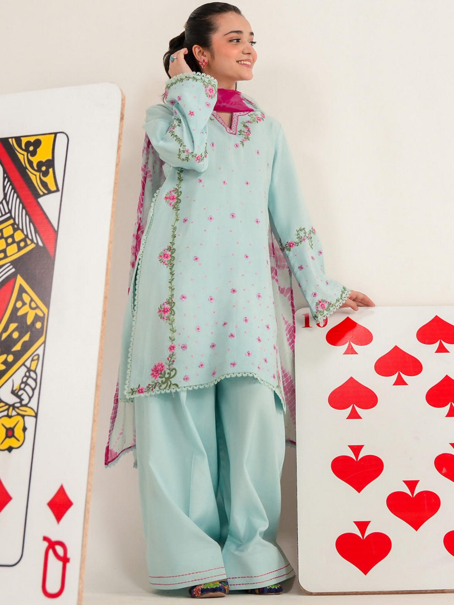 Panache Apparel Bloomie Lawn Embroidered Stitched Suit-Mimzi