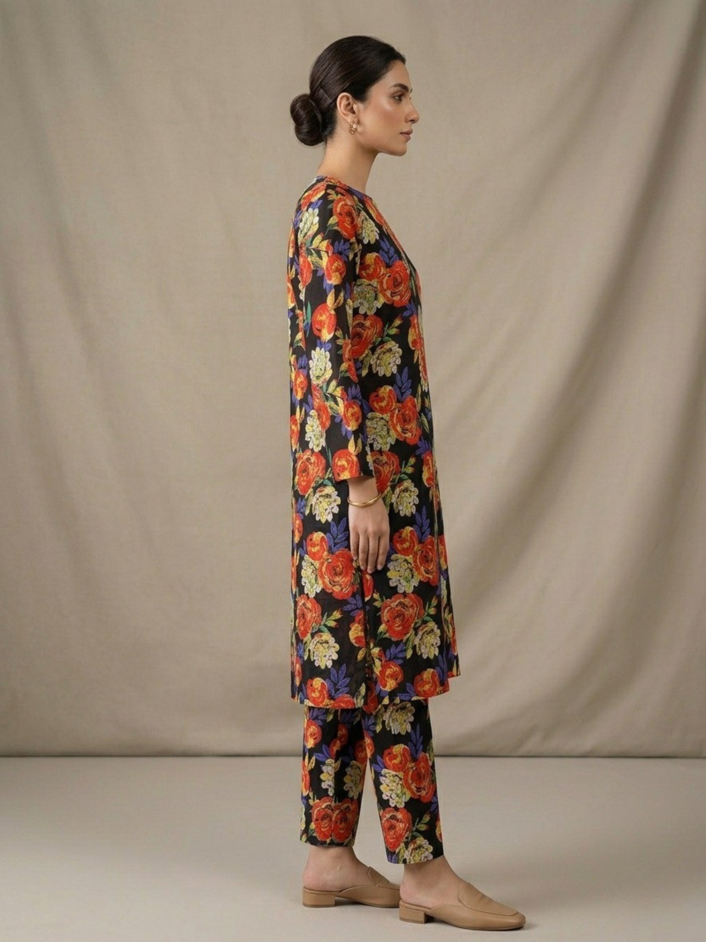 Multi Bin Shaukat Lawn Printed Unstitched 2-Piece Suit
