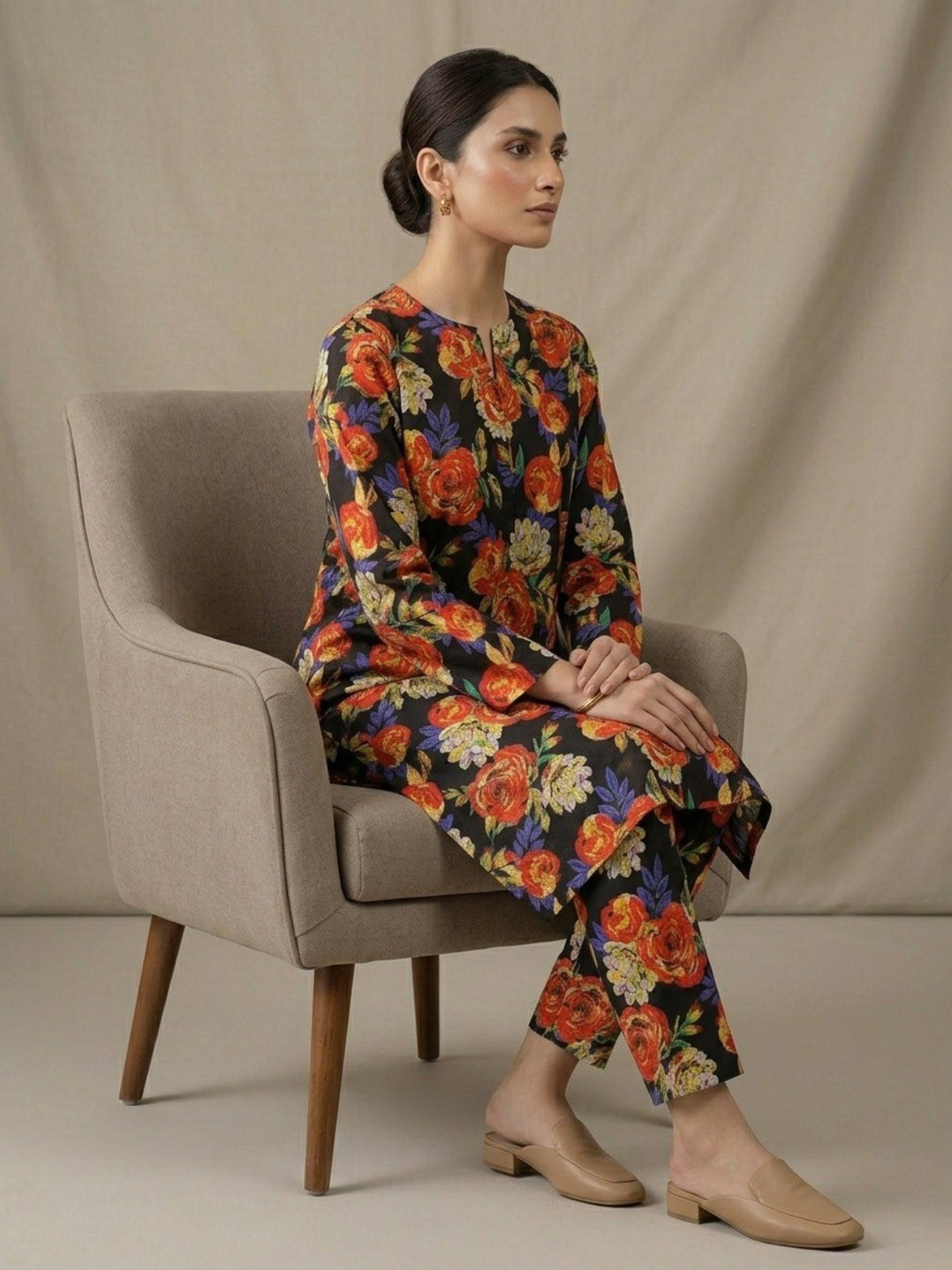 Multi Bin Shaukat Lawn Printed Unstitched 2-Piece Suit