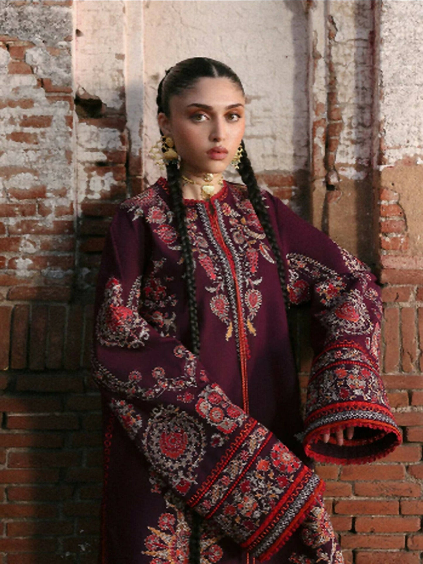 Jugnu By Hussain Rehar Khaddar'25 Embroidered Unstitched 3-Piece Suit-Laleh