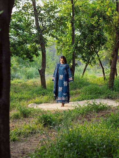 Parishay Winterwood Tales Khaddar Embroidered Unstitched 3-Piece Suit- WW - 12
