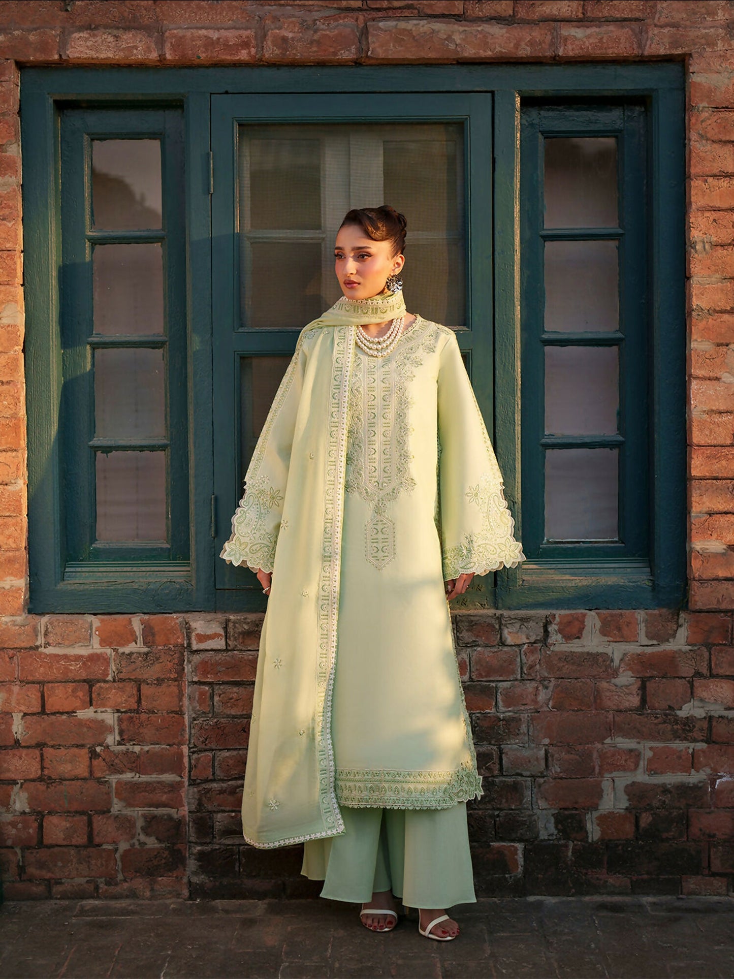 Mahnur Fiona Lawn'26 Embroidered Unstitched 3-Piece Suit-F-14