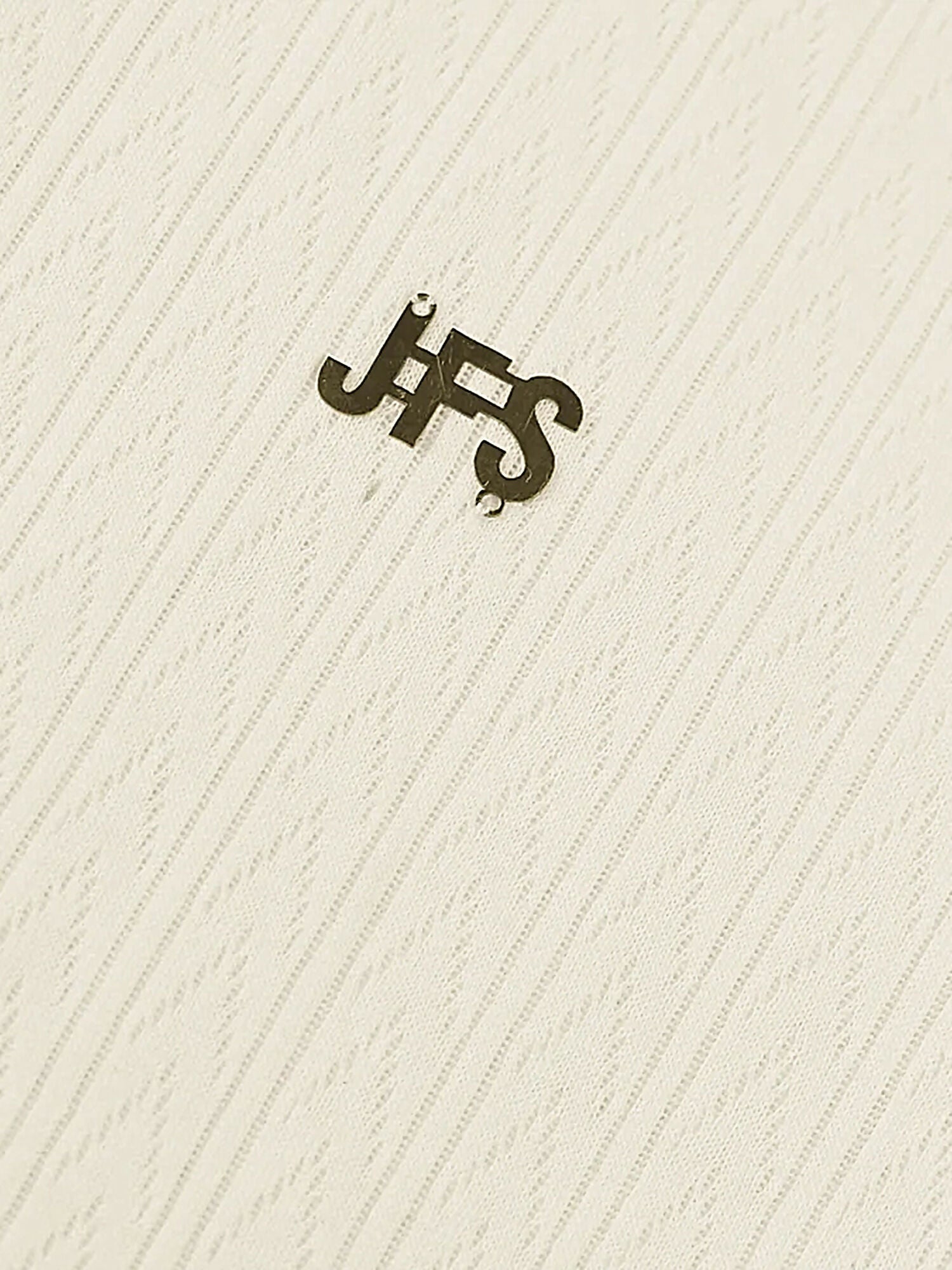 6 (4)