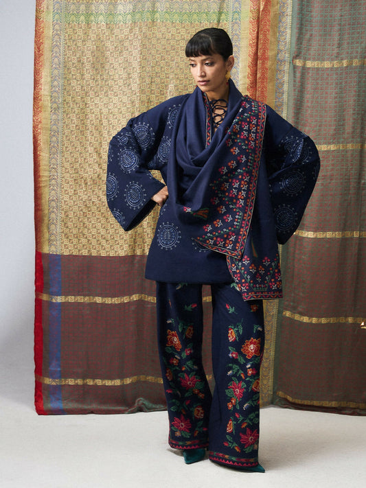 Jugnu by Hussain Rehar Khaddar Pret’26 Wool Embroidered Scarf-Bahareh