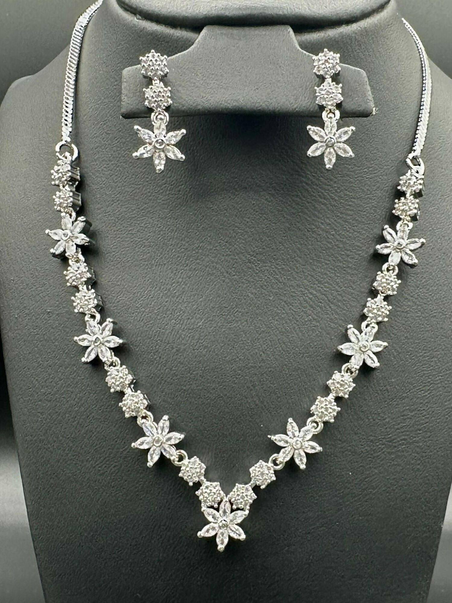 H&A Jewellery One Carat Silver Rhodium Plated Jewellery Set