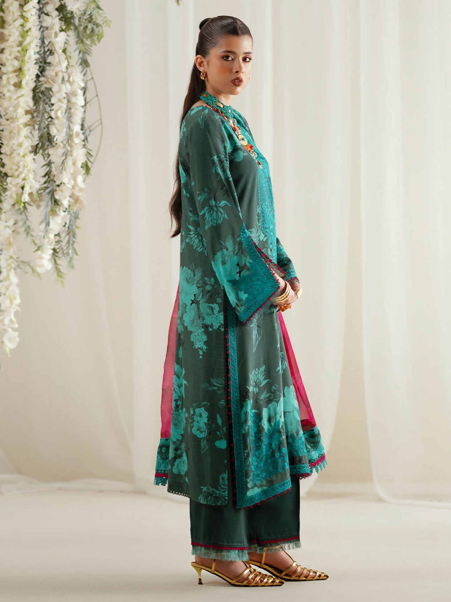 Binilyas Eres Bonita Viscose Embroidered Stitched 3-Piece Suit-1106-B