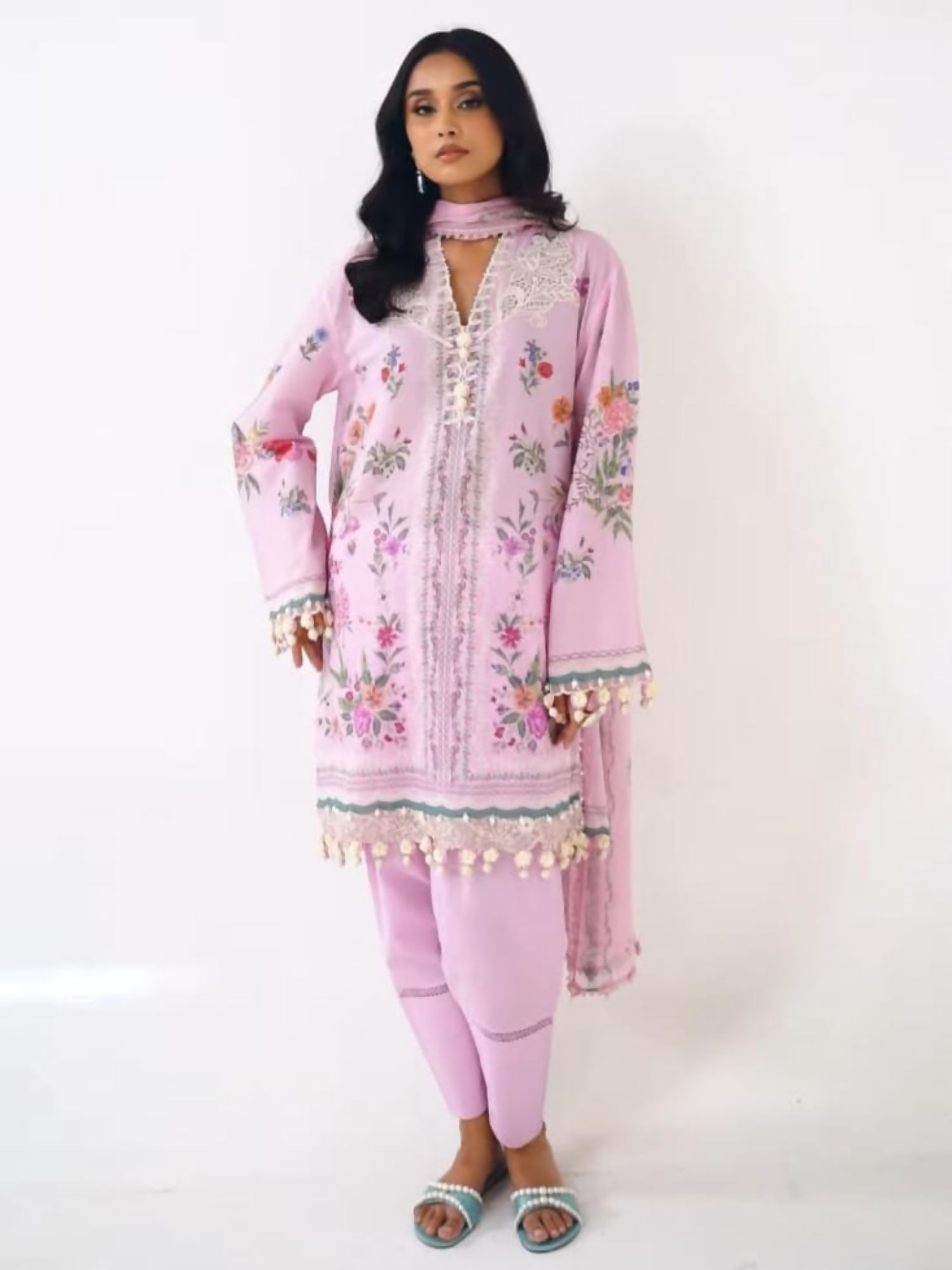 Sana Safinaz Lawn Embroidered Unstitched 3-Piece Suit-M251-028B-3CI