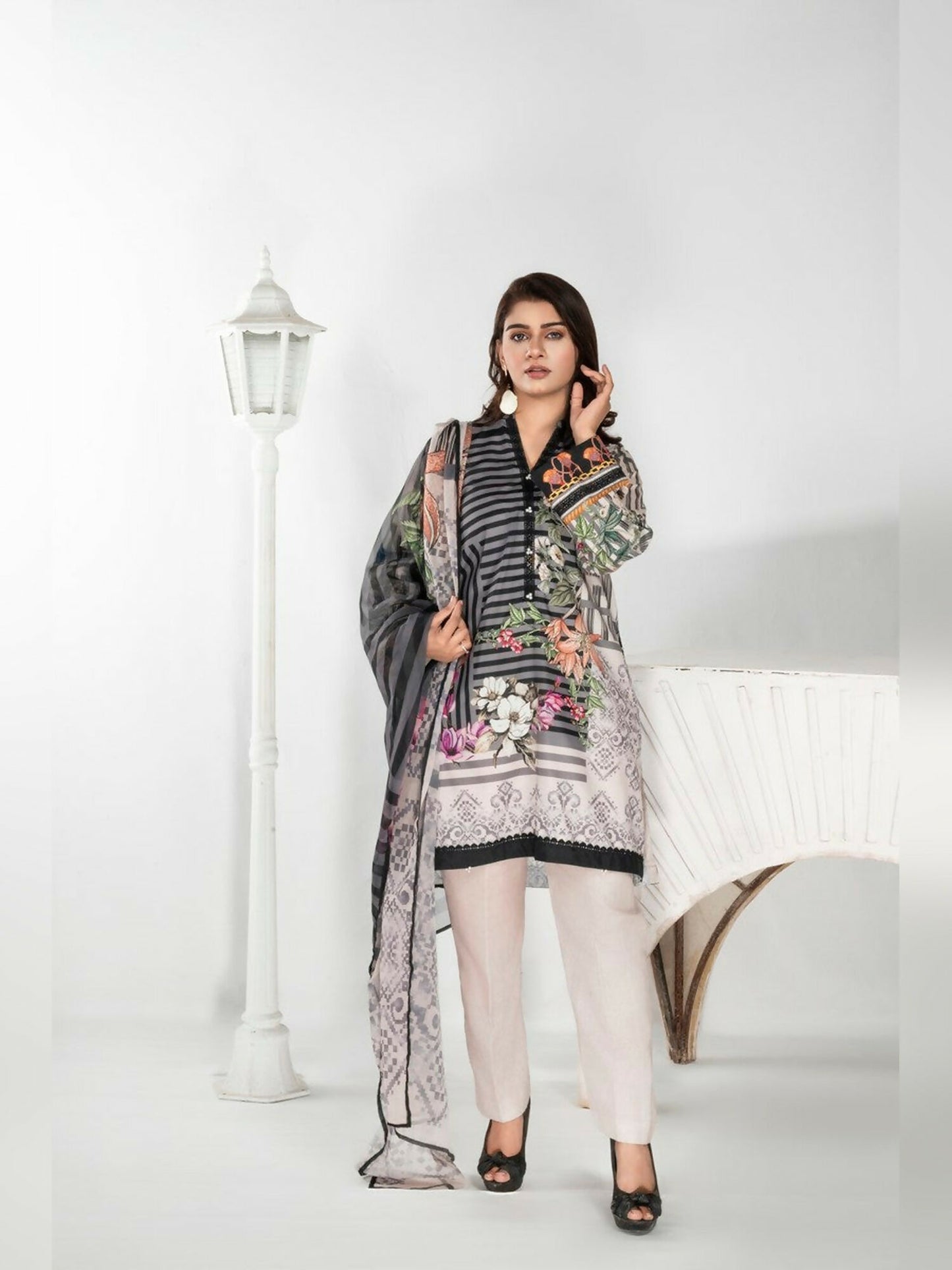 Imran Aftab Aura Summer Lawn Printed Unstitched 3-Piece Suit-IALC 04