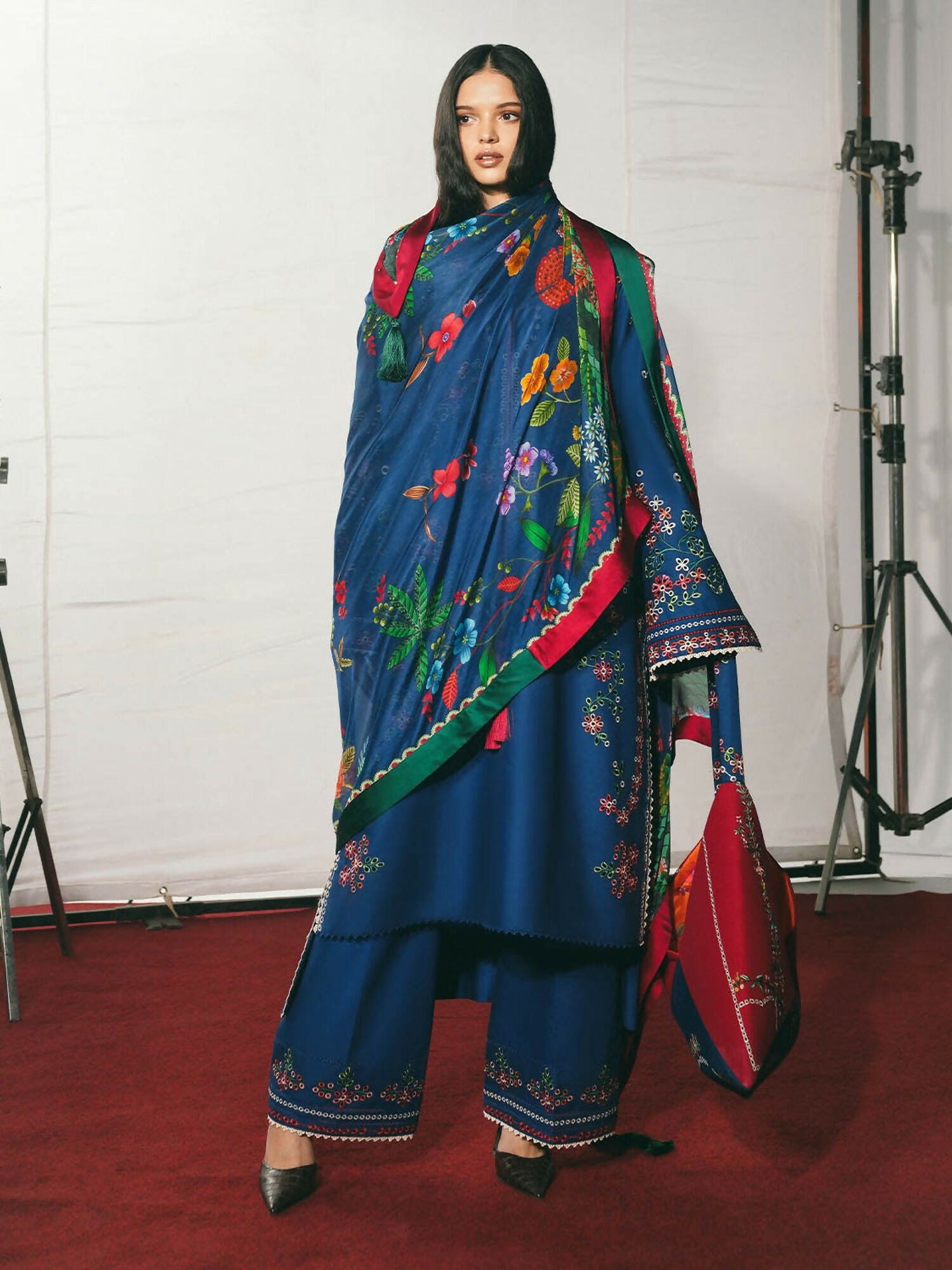 Jugnu by Hussain Rehar The Reserved View SS/Edit I Cotton Embroidered Unstitched 3-Piece Suit-Peroz
