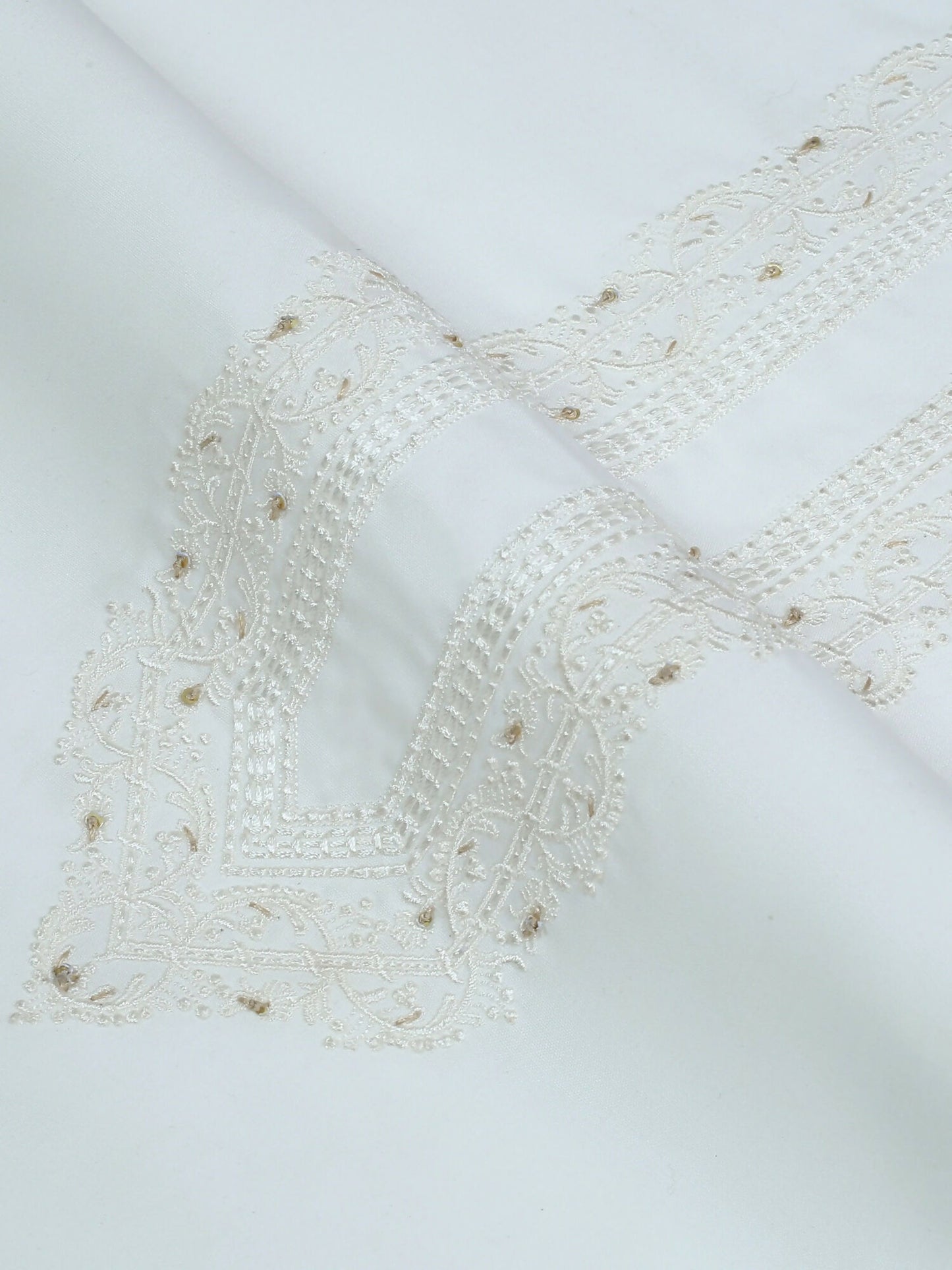 Fabrich Monochrome Edit'26 Wash & Wear Embroidered Unstitched Shalwar Kameez–GTS-FE-033