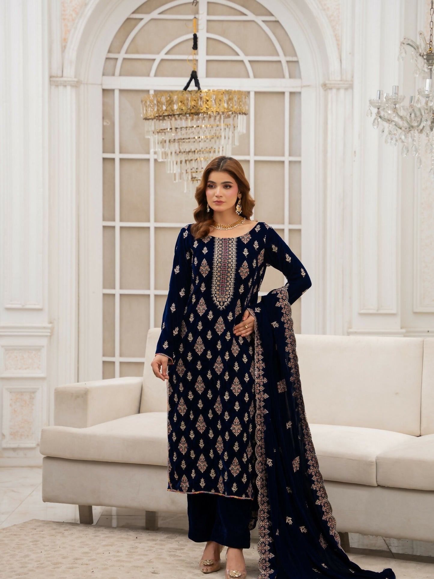 Noori Velvet Embroidered Unstitched 3-Piece Suit