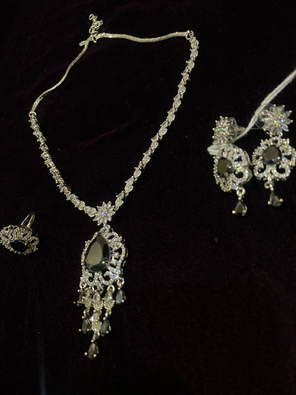 Fashion Hub by Noor Bilal - Necklace Set With Bracelet