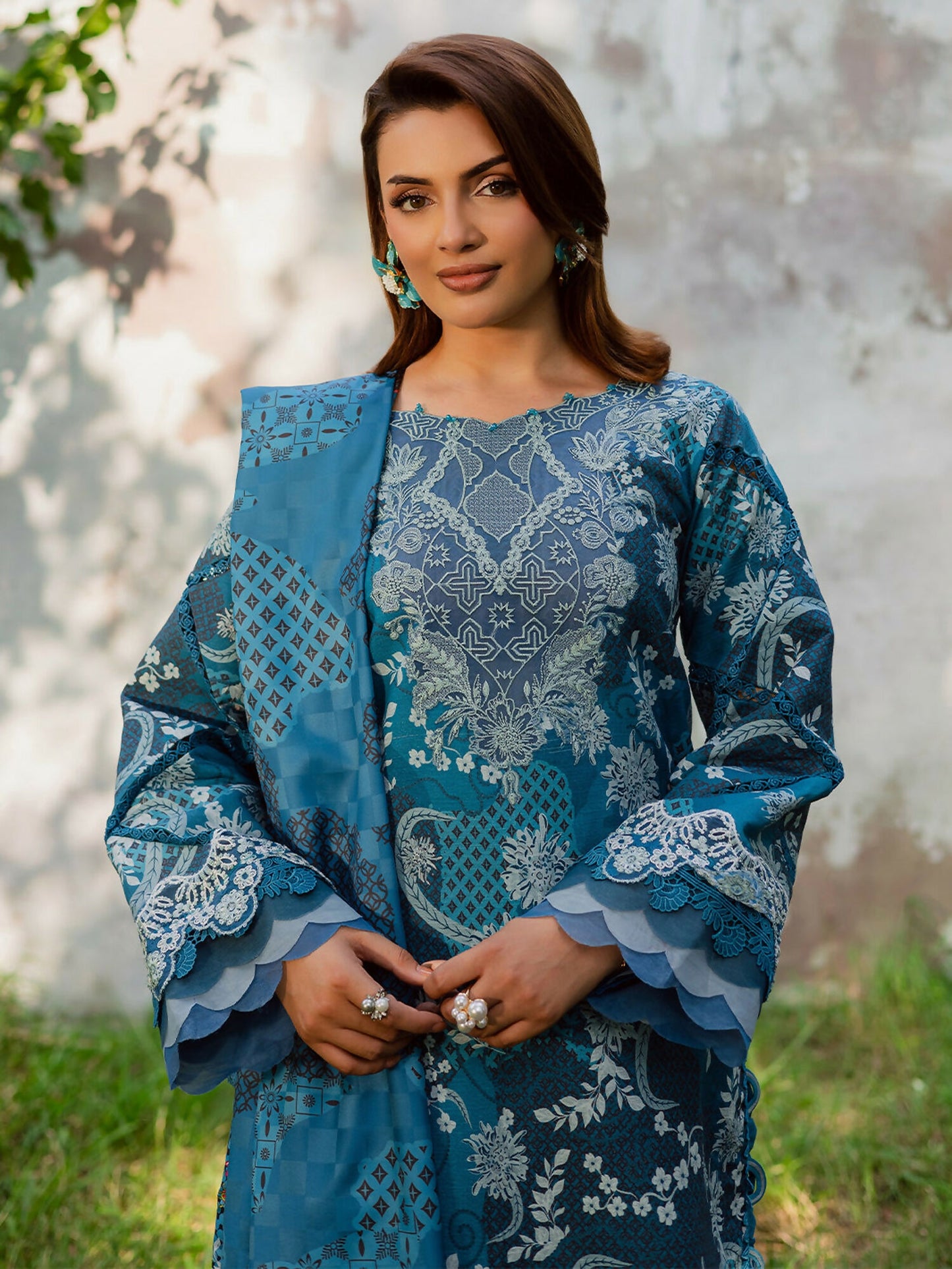 Parishay Rang e Sarma Khaddar Embroidered Unstitched 3-Piece Suit-SAR-01