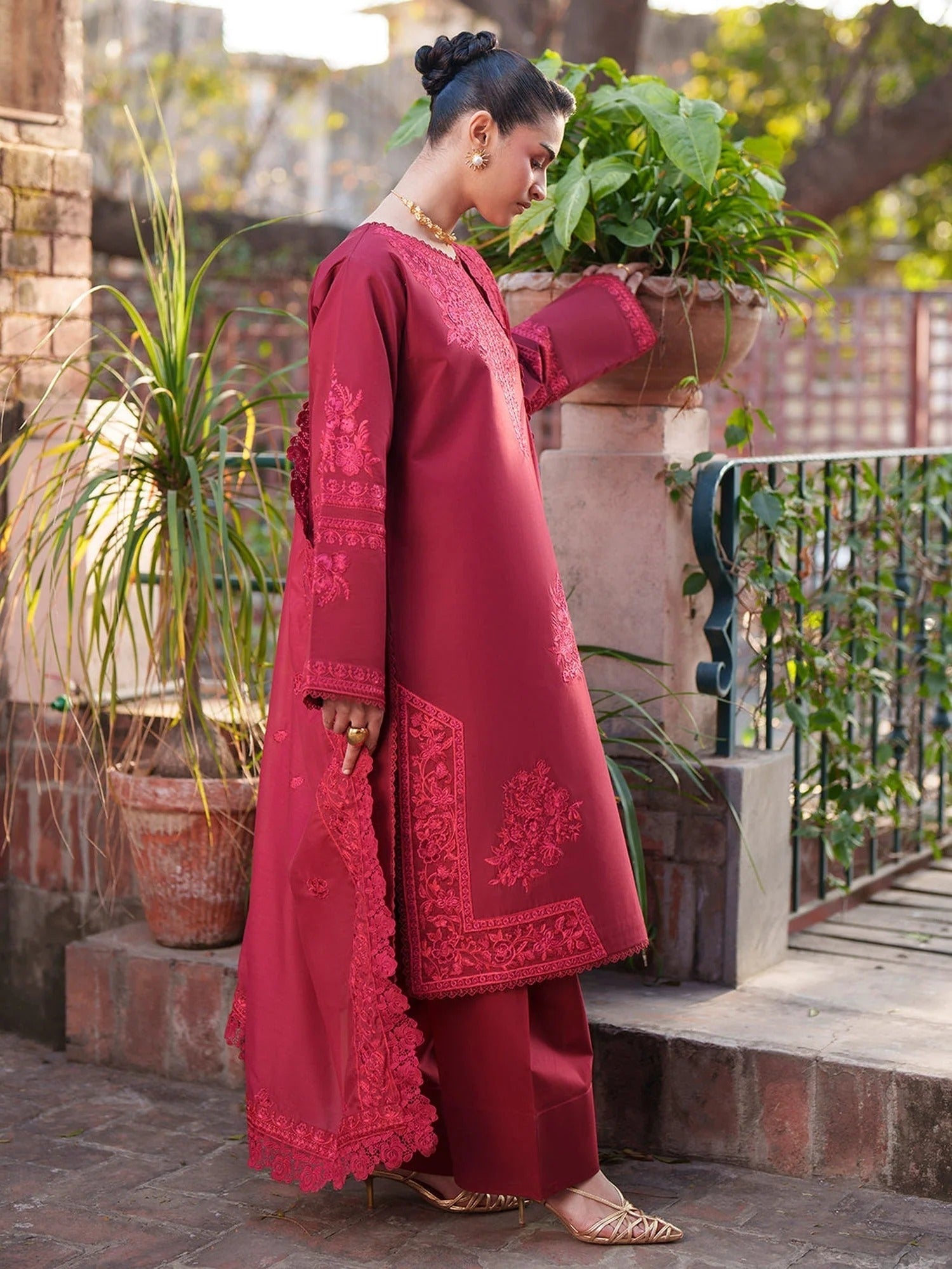 Mahnur Fiona Lawn'26 Embroidered Stitched 3-Piece Suit-F-07