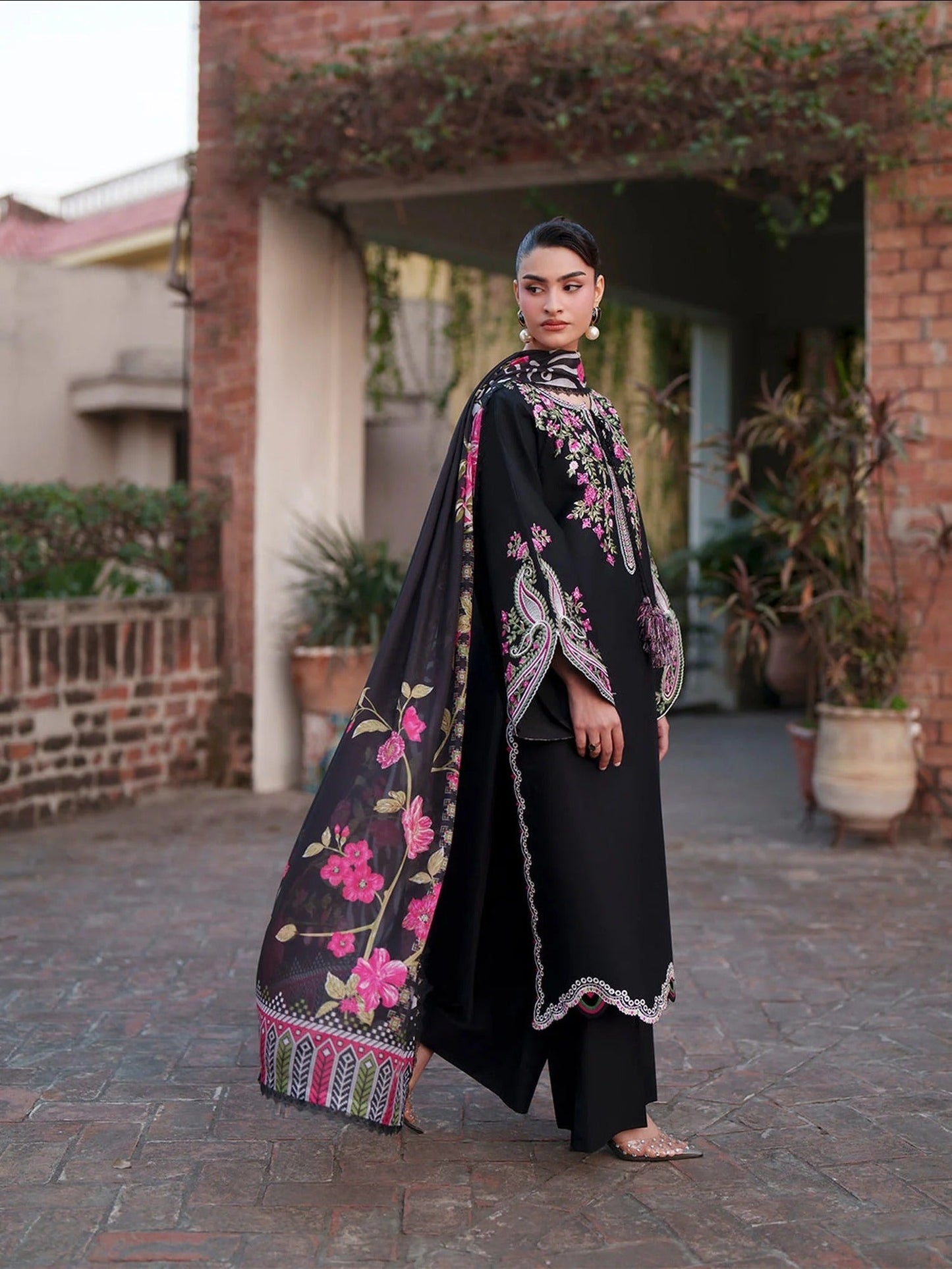 Mahnur Fiona Lawn'26 Embroidered Stitched 3-Piece Suit-F-09